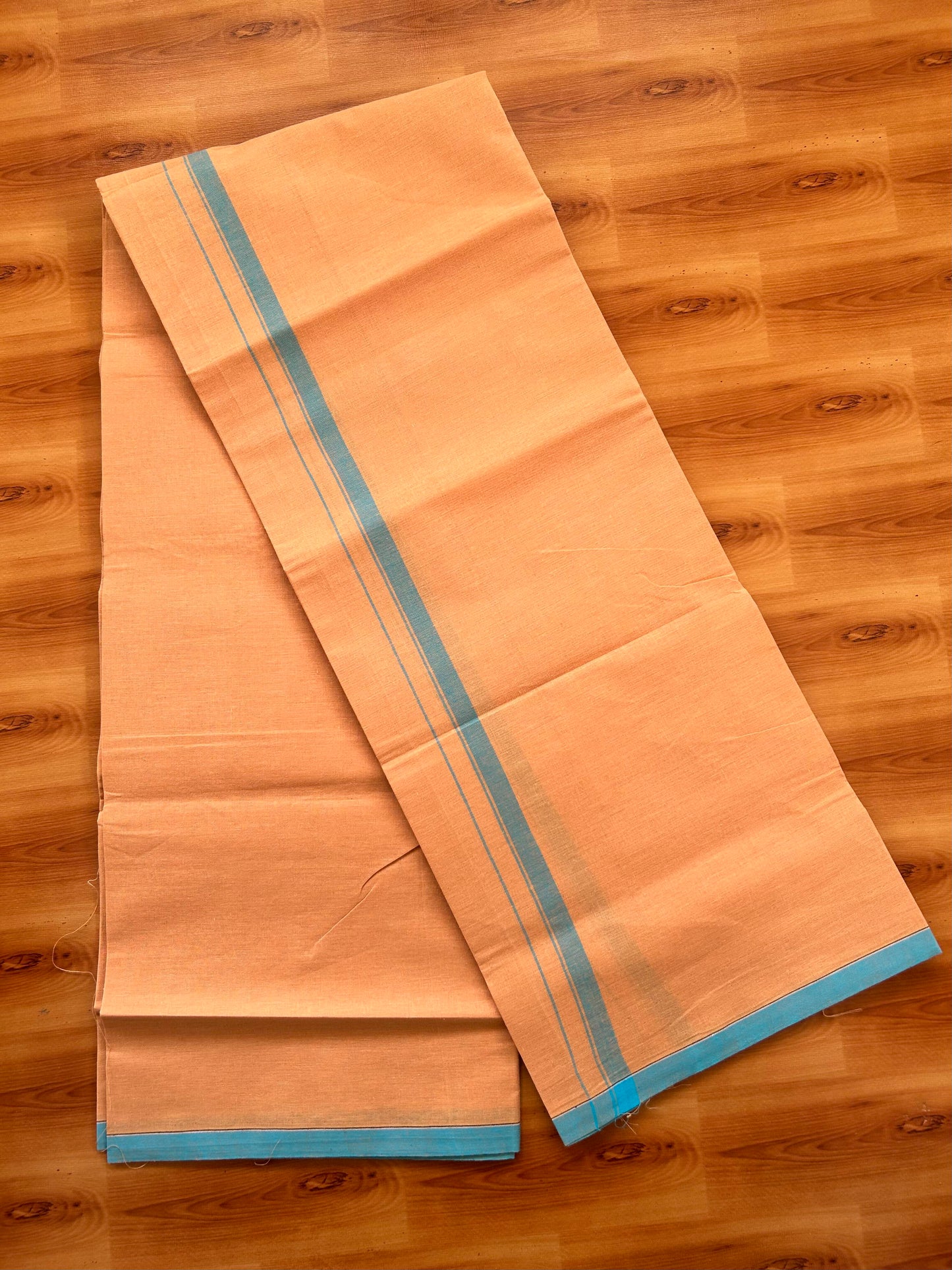 Single Kaily / Lungi- Kaitharikada - Pure Cotton - (40s) - 0.5 inch Deep Sky Blue Shaded Kara with Kavi colour body (2 meter / 4 muzham) - 27 KK8062 GAN