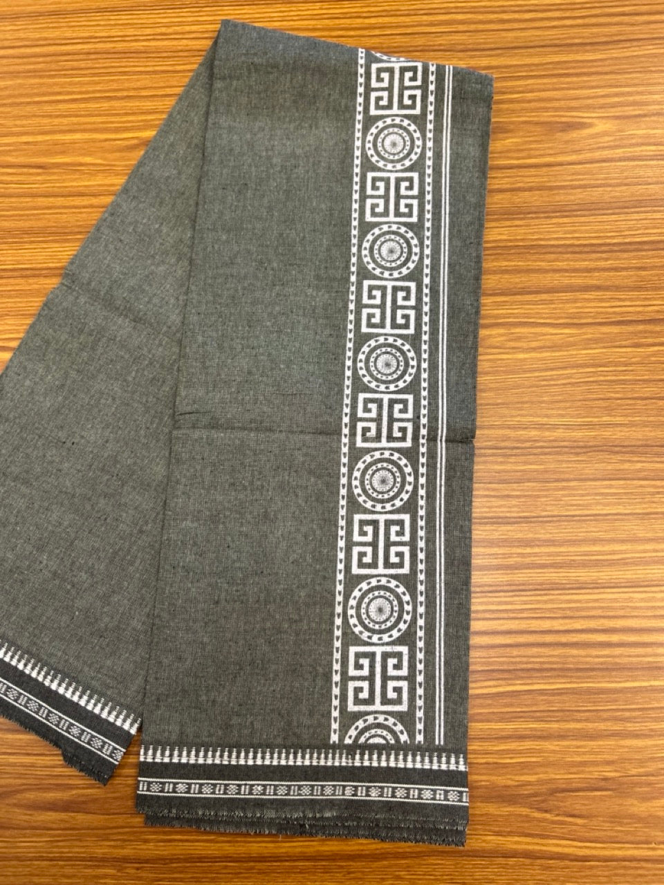Kaitharikada - Single Kaily / Lungi - Polyster + Cotton - 20s twisted - 2.5 inch White Design printed kuppadam kara with Sage Green colour body - 91 KK8035 GAN