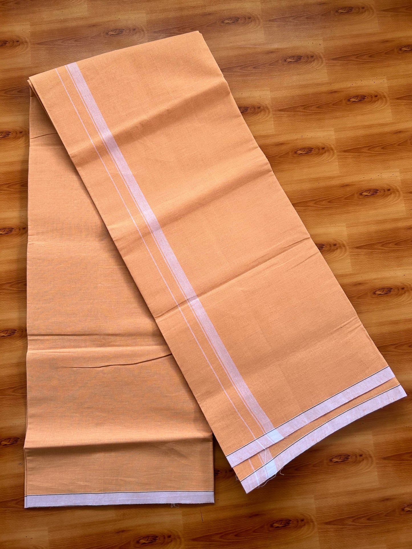 Single Kaily / Lungi- Kaitharikada - Pure Cotton - (40s) - 0.5 inch White Shaded Kara with Kavi colour body (2 meter / 4 muzham) - 28 KK8062 GAN