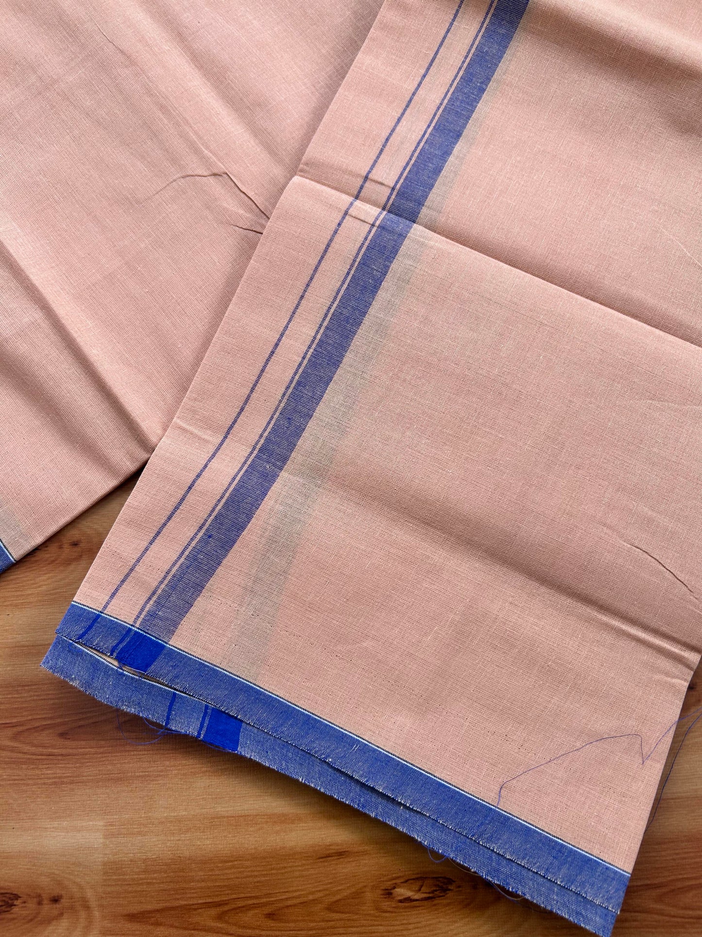 Single Kaily / Lungi- Kaitharikada - Pure Cotton - (40s) - 0.5 inch Blue Shaded Kara with Kavi colour body (2 meter / 4 muzham) - 25 KK8062 GAN