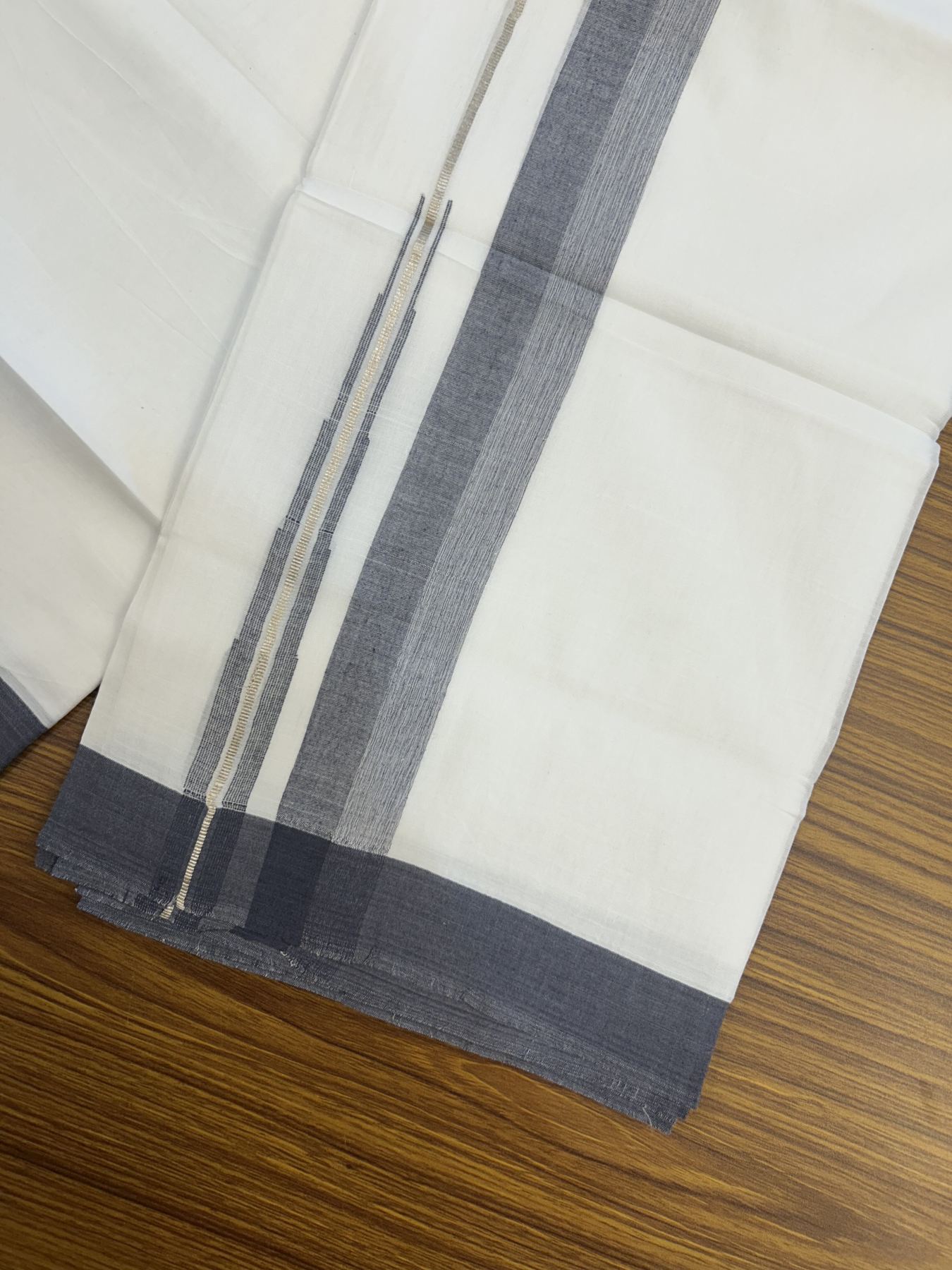 20% Discount ! Kaitharikada Balaramapuram 100% Pure Cotton Double Pure White Mundu/Dhoti - 100x80 - 1.5 inch Silver Kasav & Ash Blue Striped Shaded Chutty 3.90 mtr (8 muzham) - 12 KK5318 PMC