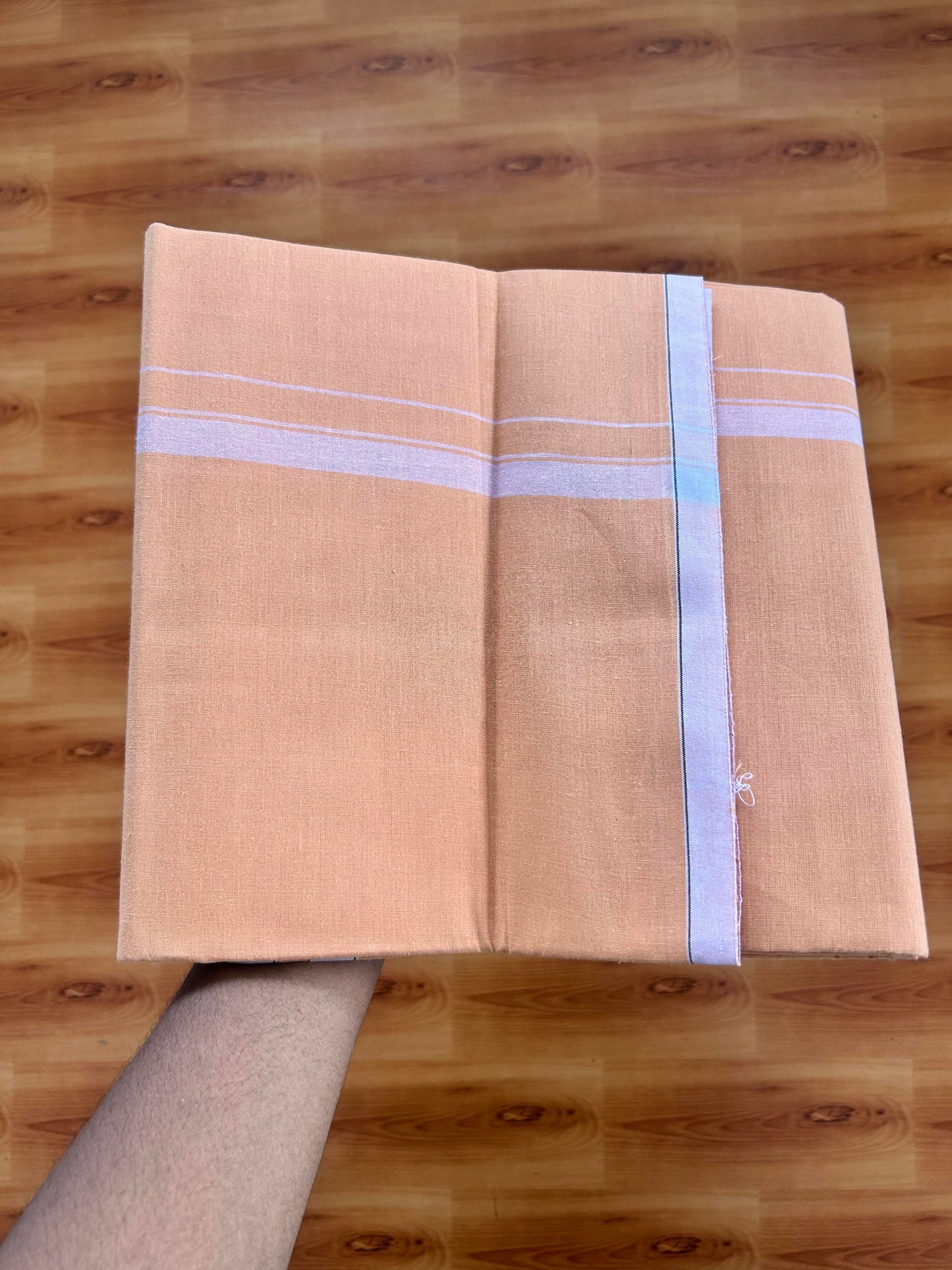 Single Kaily / Lungi- Kaitharikada - Pure Cotton - (40s) - 0.5 inch White Shaded Kara with Kavi colour body (2 meter / 4 muzham) - 28 KK8062 GAN