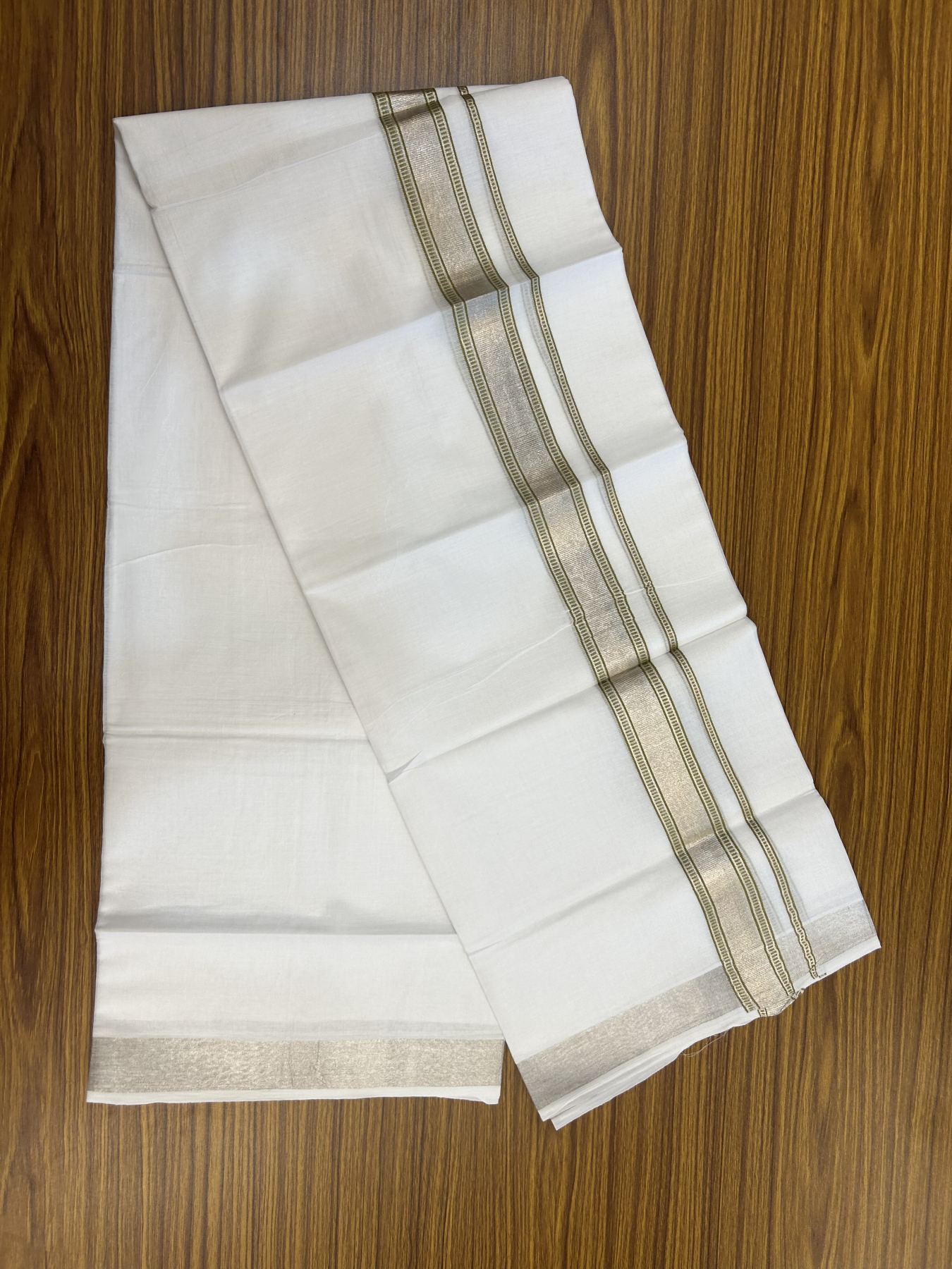 20% Discount!! KaithariKada Balaramapuram 100% Cotton Double Pure White Mundu/Dhoti - 100x100 - 1.5 inch Silver Kasav & Light Olive Green Design Kara 3.90 mtr (8 muzham) - 5 KK5318 GAN
