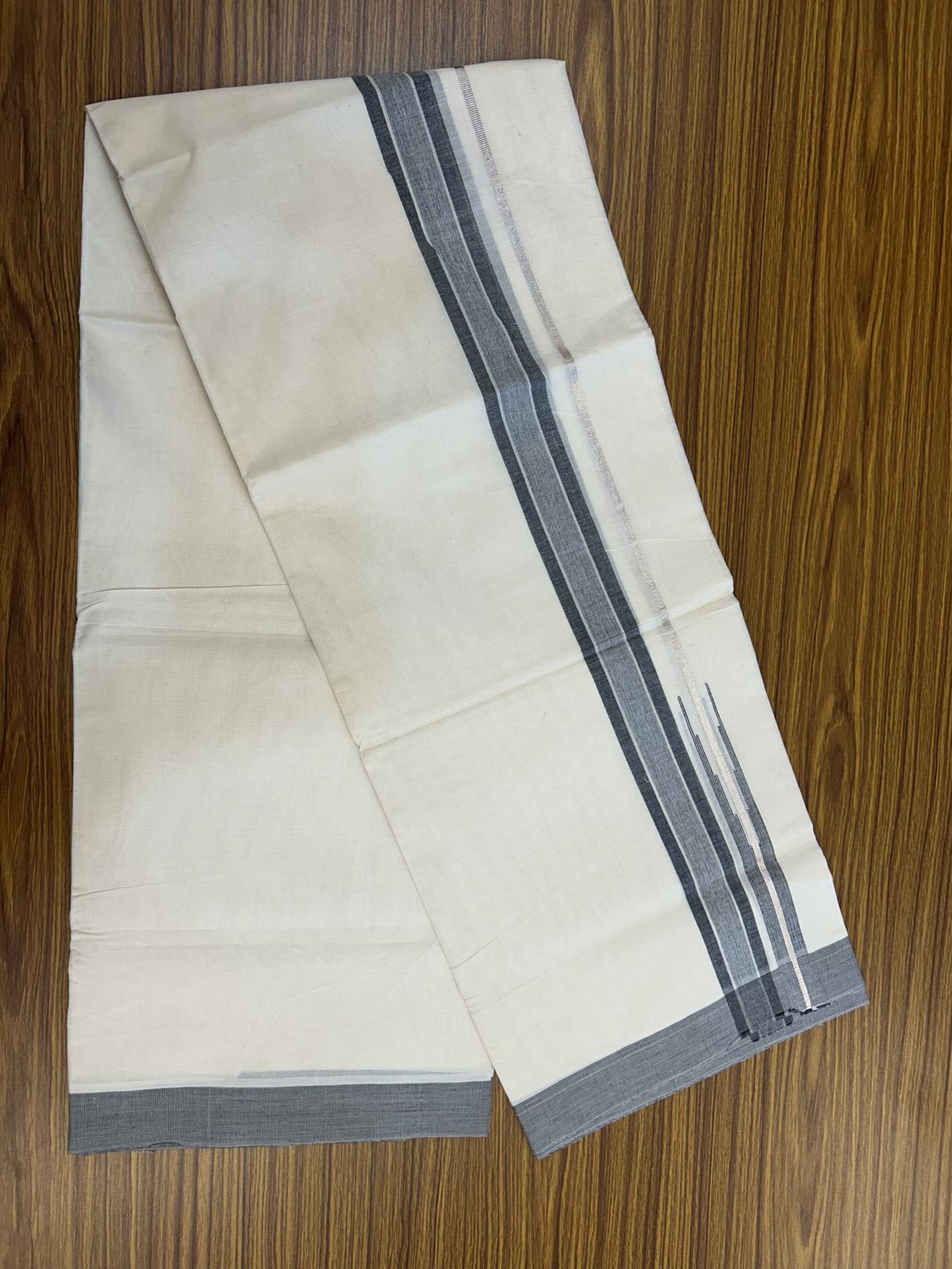 20% Discount ! Kaitharikada Balaramapuram 100% Pure Cotton Double Off white (Unbleached) Mundu/Dhoti - 100x80 - 1.25 inch Silver Kasav & Black Shaded Stripes Chutty Kara 3.90 mtr (8 muzham) - 32 KK5318 PMC