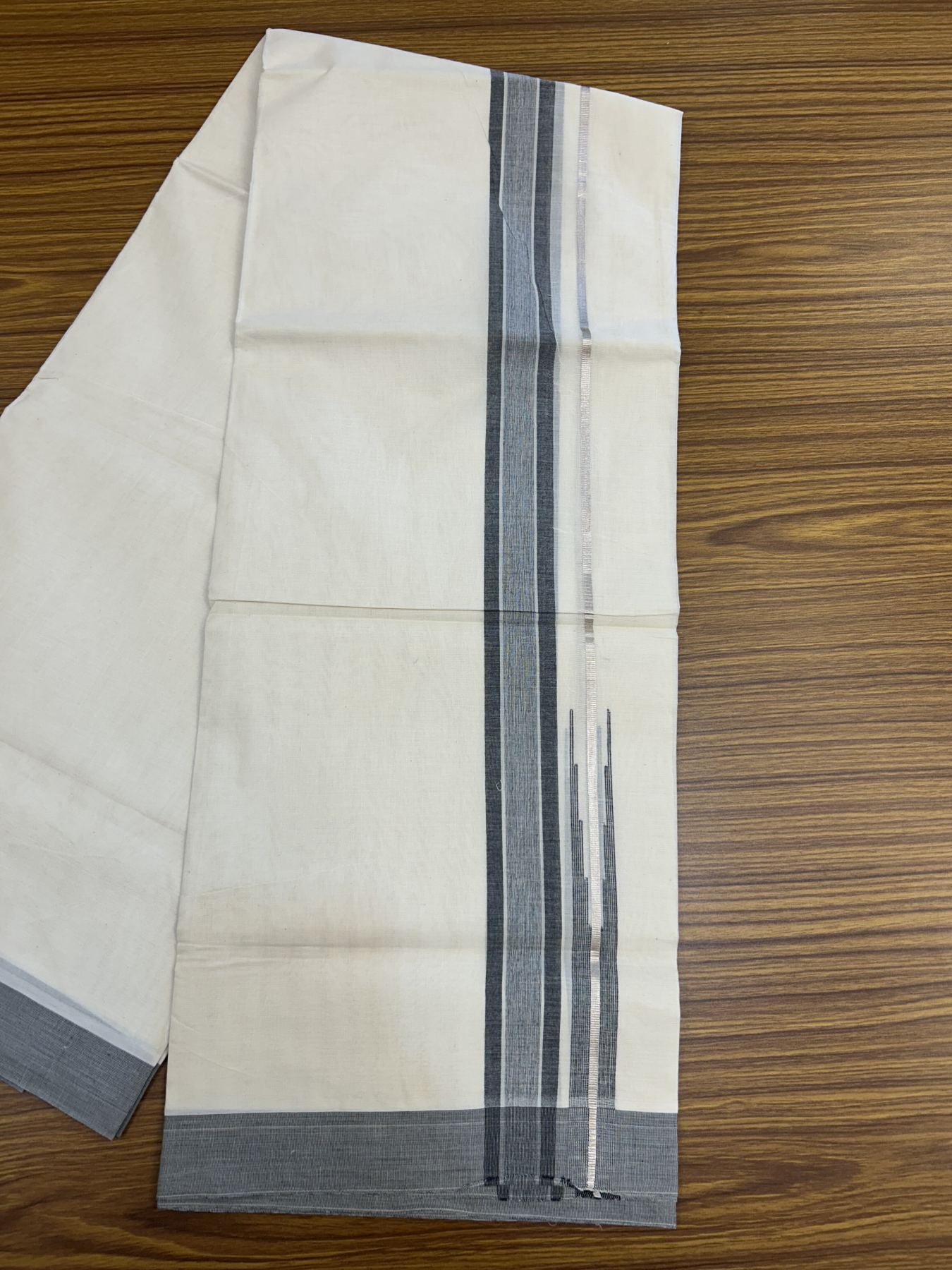 20% Discount ! Kaitharikada Balaramapuram 100% Pure Cotton Double Off white (Unbleached) Mundu/Dhoti - 100x80 - 1.25 inch Silver Kasav & Black Shaded Stripes Chutty Kara 3.90 mtr (8 muzham) - 32 KK5318 PMC