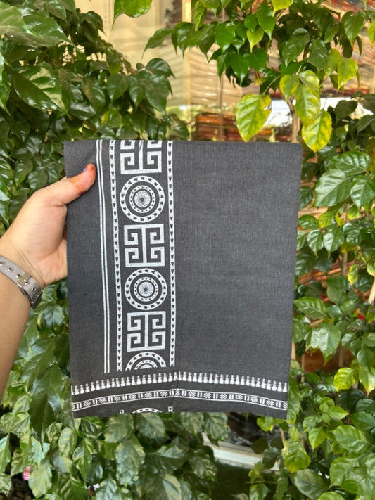 Kaitharikada - Single Kaily / Lungi - Polyster + Cotton - 20s twisted - 2.5 inch White Design printed kuppadam kara with Ash Black colour body - 90 KK8035 GAN