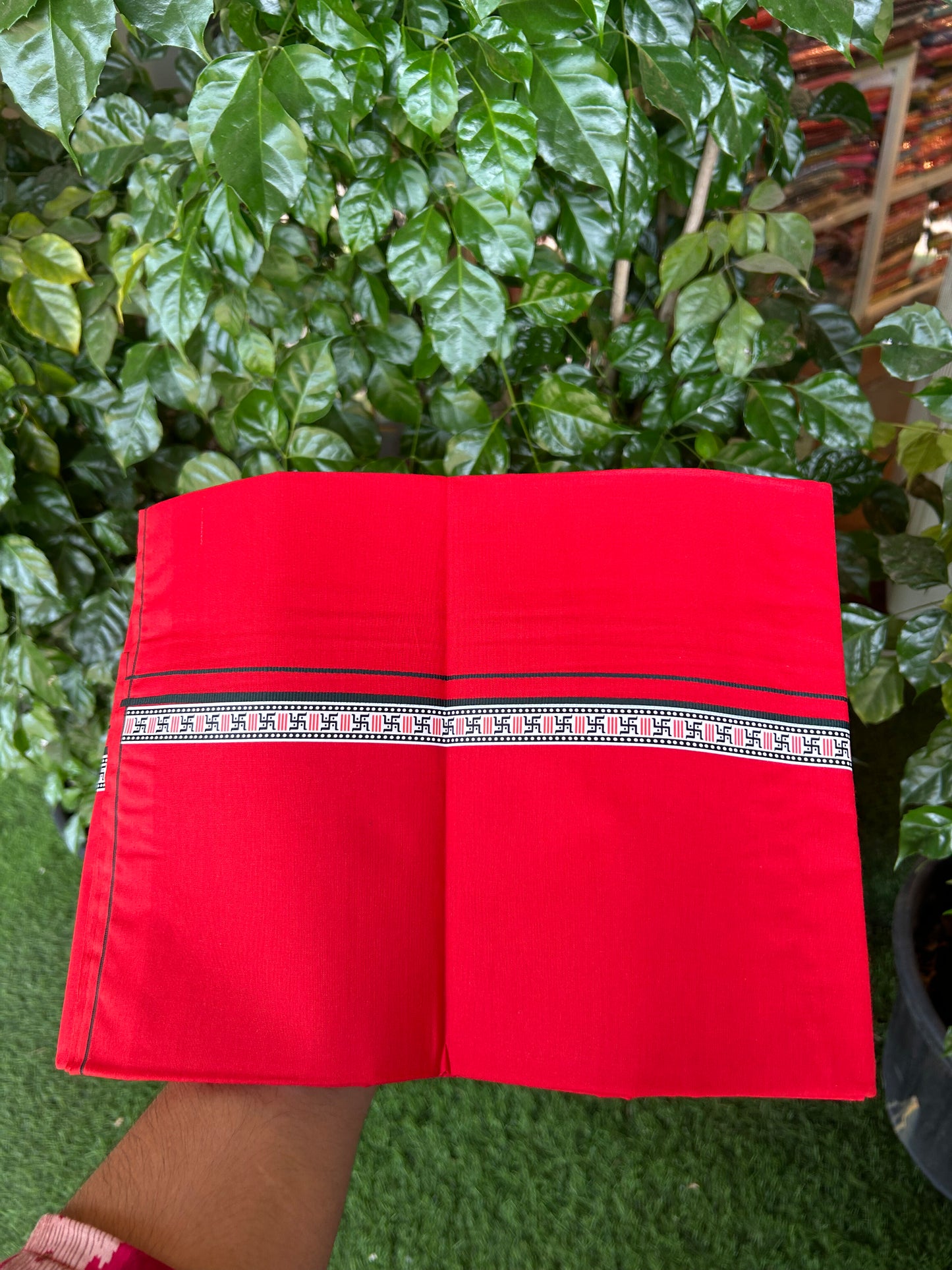 39% Discount! Kaitharikada - Pure Cotton - Single Kaily / Lungi - 0.75 inch Dark Green & Multi colour Pattern Printed kara with Red colour body (2 meter / 4 muzham) - 13 KK8052 GAN