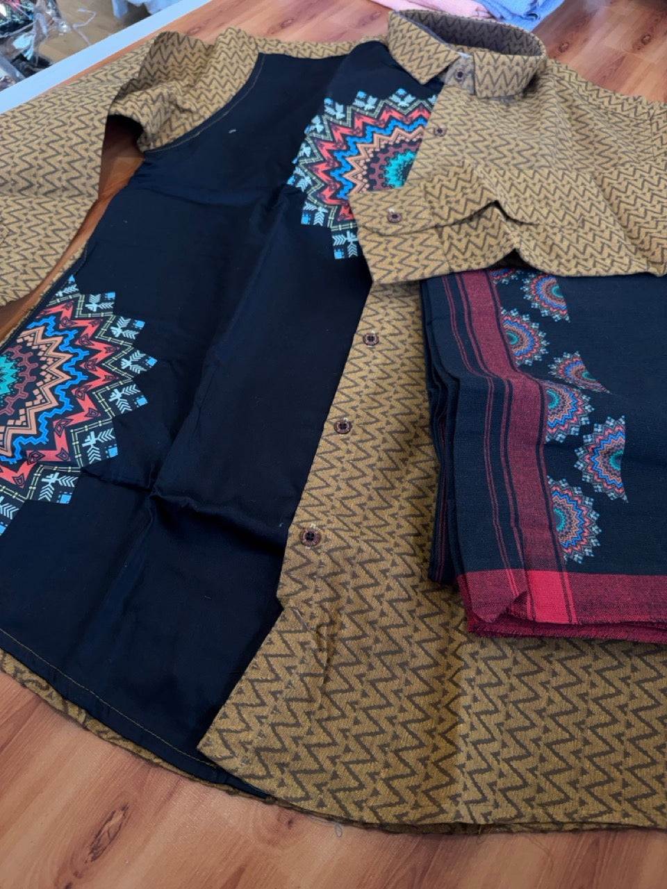 Combo Shirt Single Lungi - SIZE : L / 40 Full Sleeve - Mixed cotton - Brown Pattern Shirt with 3 inch Red Kara &  Printed Lungi - 6 KK7053 KUT
