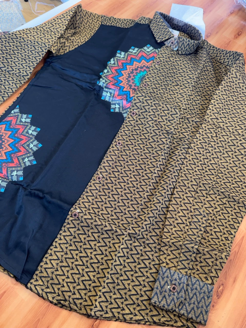 Combo Shirt Single Lungi - SIZE : L / 40 Full Sleeve - Mixed cotton - Black & Brown Pattern Shirt with 3 inch Green Kara &  Printed Lungi - 8 KK7053 KUT