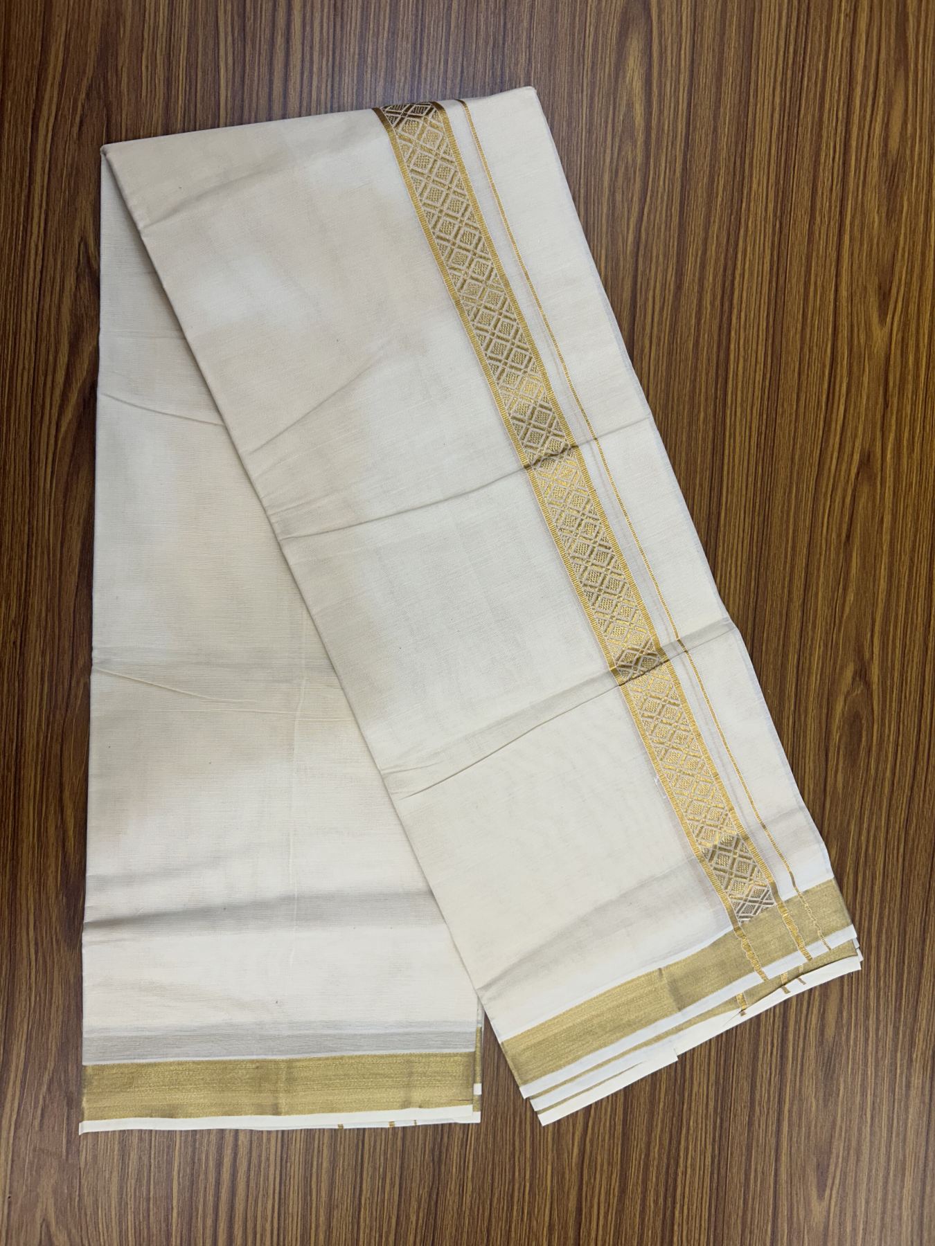 20% Discount! Kaitharikada Balaramapuram Double Off White - (Unbleached) Mund/Dhoti - Cotton mix - 100x80 - 1.5 inch Kasav Jacquard Design Kara 3.90 mtr (8 Muzham) - 37 KK5318 PMC