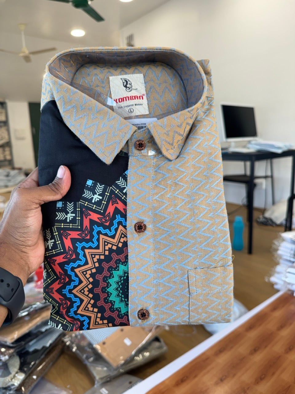 Combo Shirt Single Lungi - SIZE : L / 40 Full Sleeve - Mixed cotton - Black & Brown Blue Pattern Shirt with 3 inch Yellow Kara &  Printed Lungi - 9 KK7053 KUT