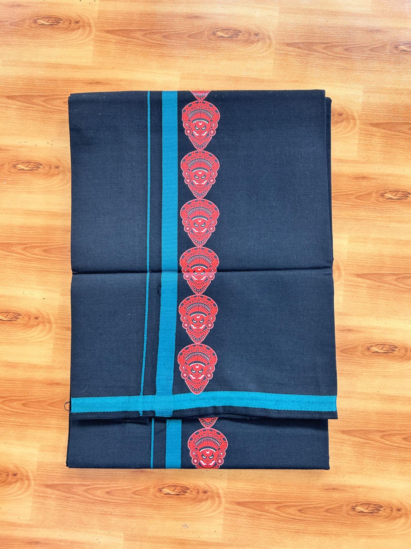 Single Kaily / Lungi- 20% Discount !! Kaitharikada - Pure Cotton - (40s) - 0.5 inch Green Theyyam Printed Design Kara with Black colour Body (2 meter / 4 muzham) - 8 KK8062 GAN