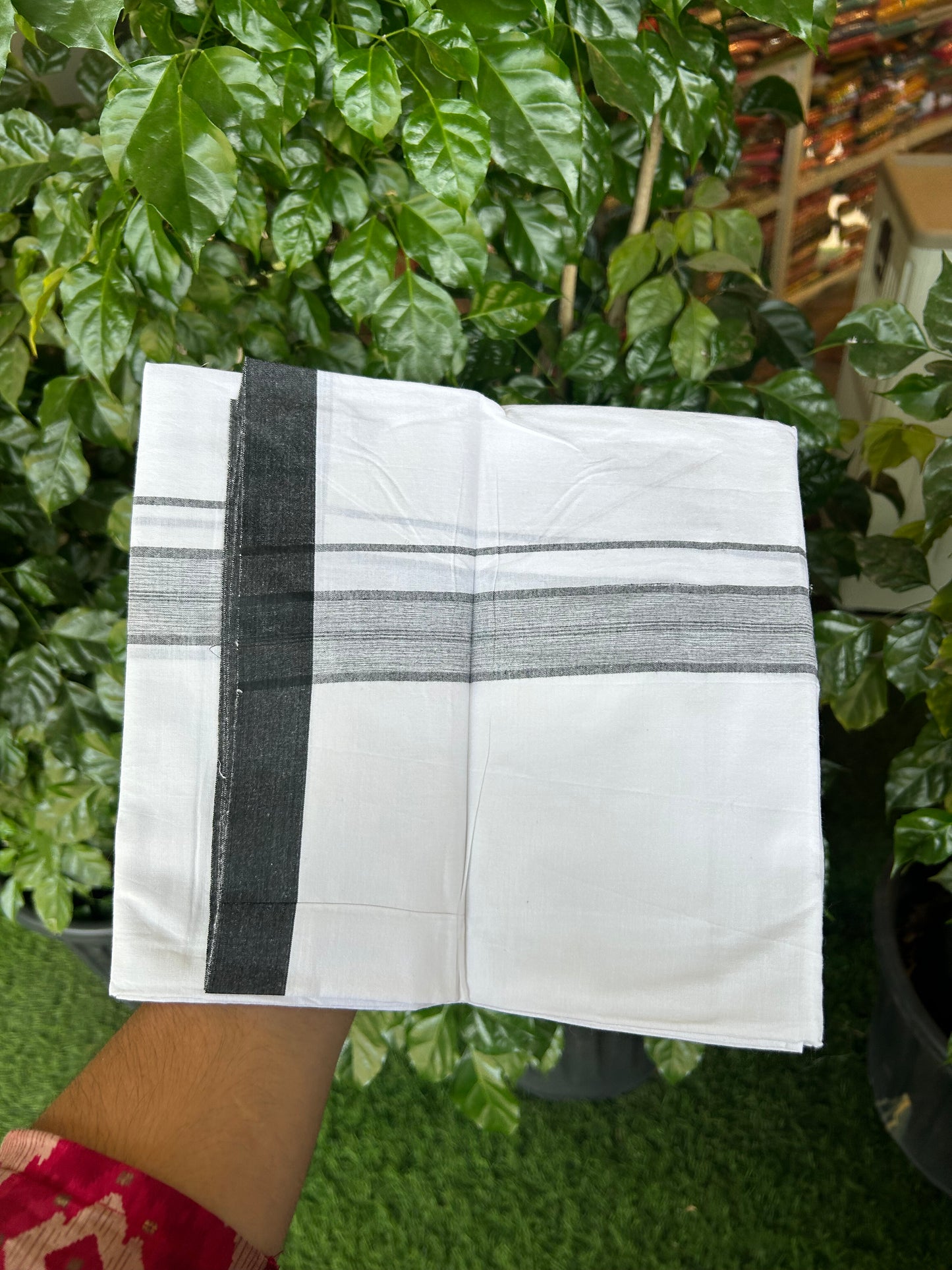 KaithariKada Balaramapuram 100% Cotton Single Pure White Mundu/Dhoti - (40s) - 1.5 inch Black Shaded Stripes kara 2 mtr (4 muzham) - 67 KK535 THI