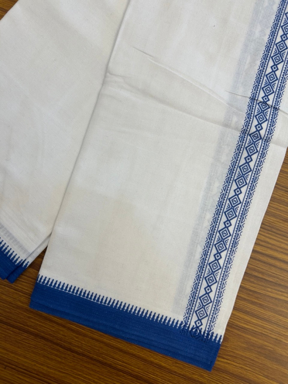 Kaitharikada - Polyster + Cotton - 20s twisted - Pure white Single Kaily / Lungi - 1.5 inch Blue Printed Kuppadam Border with White colour body (2 meter / 4 muzham) - 4 KK8035 GAN