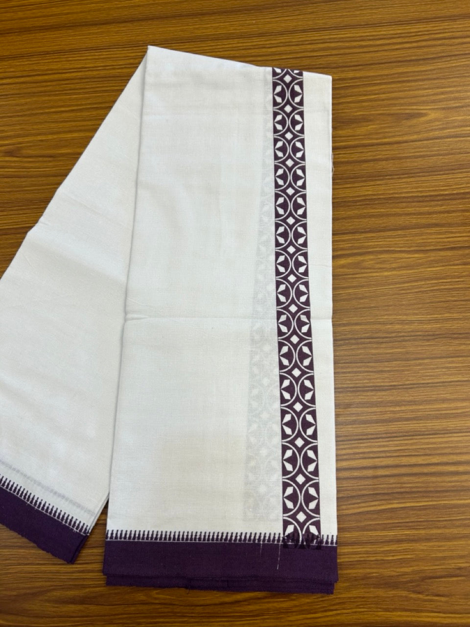 Kaitharikada - Polyster + Cotton - 20s twisted - Pure white Single Kaily / Lungi - 1.5 inch Wine Purple Printed Kuppadam Border with White colour body (2 meter / 4 muzham) -  16 KK8035 GAN