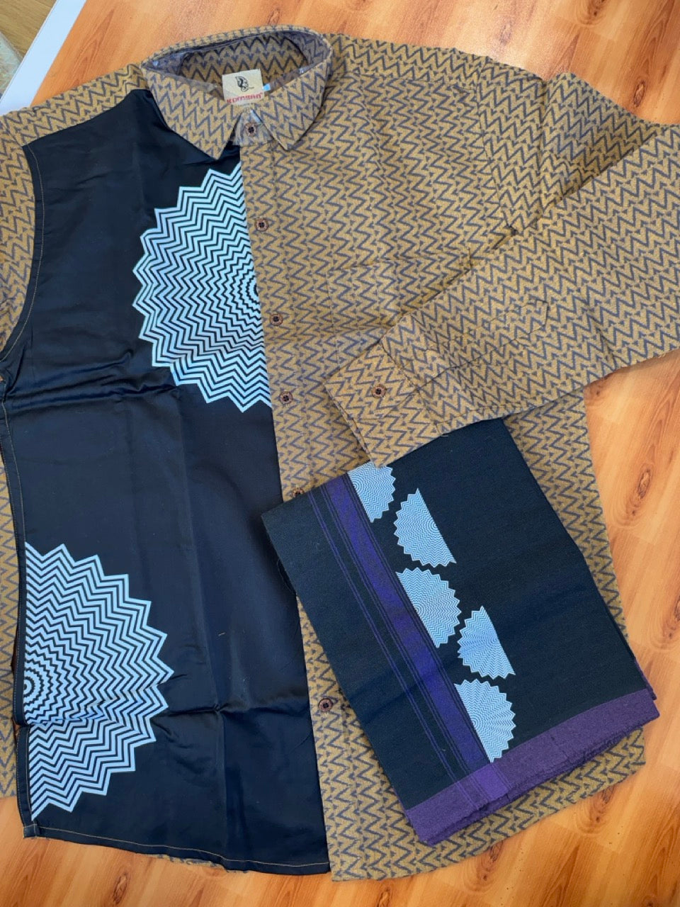 Combo Shirt Single Lungi - SIZE : L / 40 Full Sleeve - Mixed cotton - Black & Brown Ash Pattern Shirt with 3 inch Violet Kara & Printed Lungi - 16 KK7053 KUT