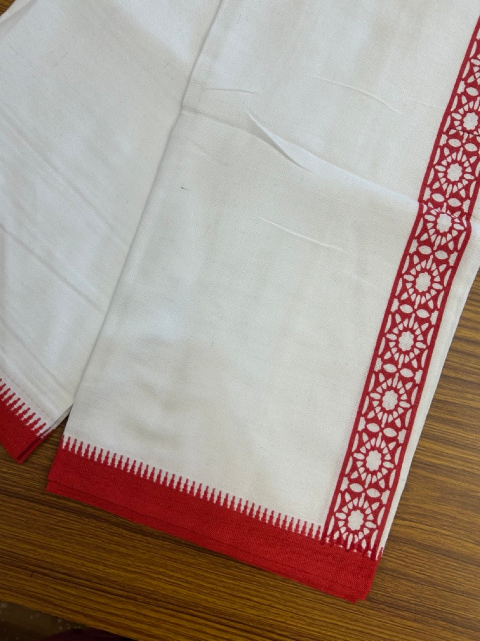Kaitharikada - Polyster + Cotton - 20s twisted - Pure white Single Kaily / Lungi - 1.5 inch Red Printed Kuppadam Border with White colour body (2 meter / 4 muzham) - 6 KK8035 GAN