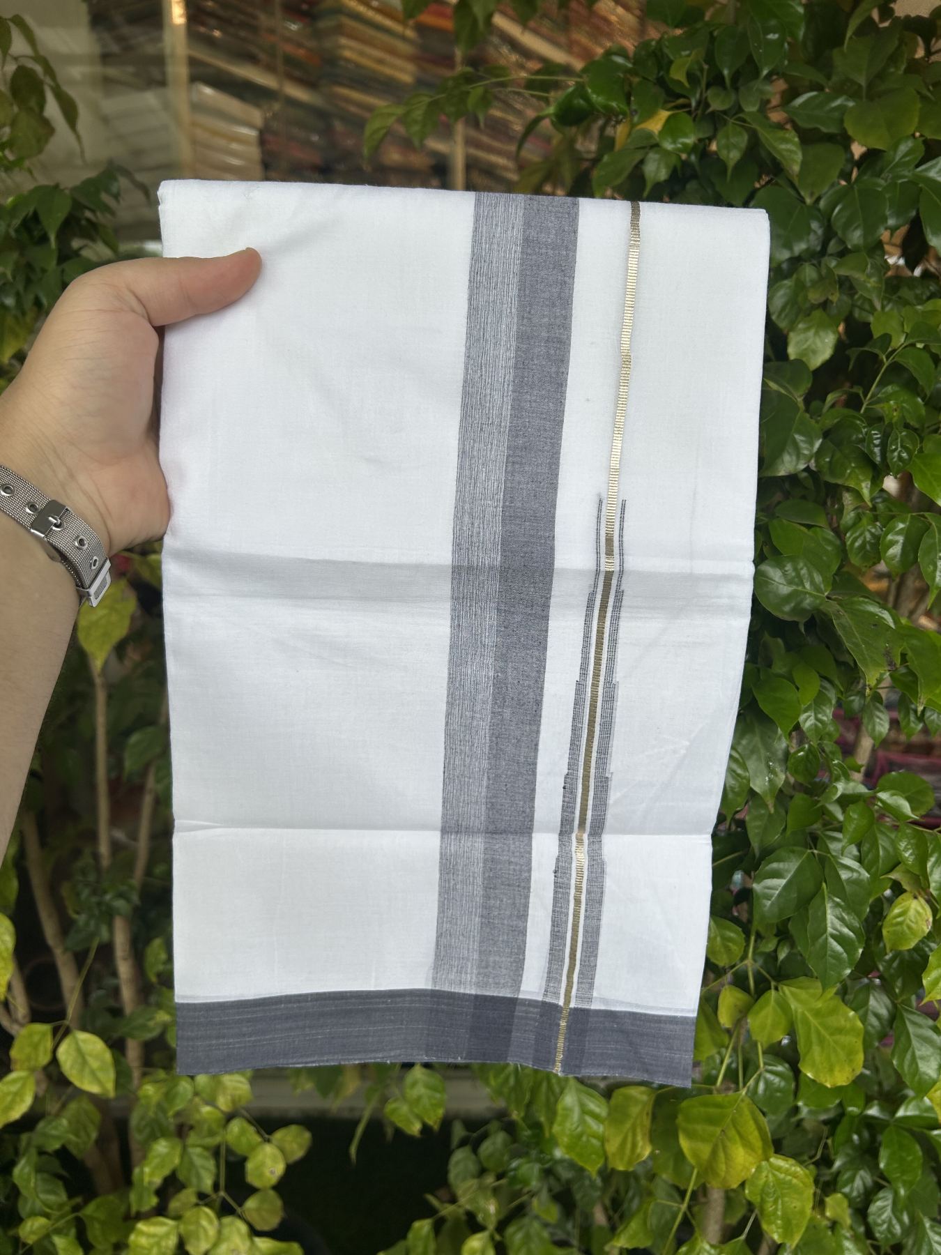 20% Discount ! Kaitharikada Balaramapuram 100% Pure Cotton Double Pure White Mundu/Dhoti - 100x80 - 1.5 inch Silver Kasav & Ash Blue Striped Shaded Chutty 3.90 mtr (8 muzham) - 12 KK5318 PMC