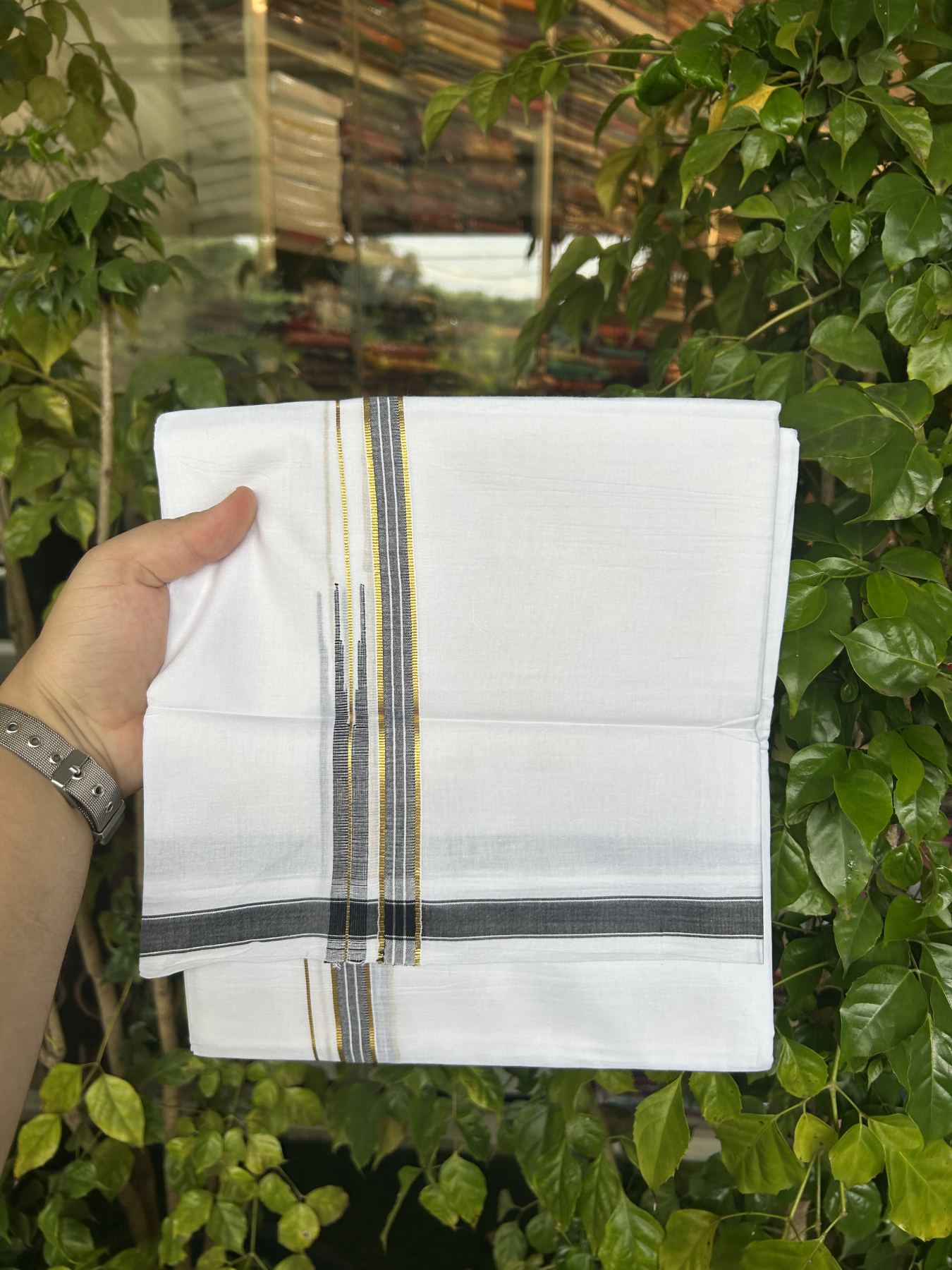 20% Discount!! Kaitharikada Balaramapuram 100% Pure Cotton Pure White Double Mundu/Dothi - 100x80 - 1.5 cm Black & Gold Kasav Puliyilakkara One Side Chutty Kara 3.90 m (8 muzham) - 16 KK5318 CKS