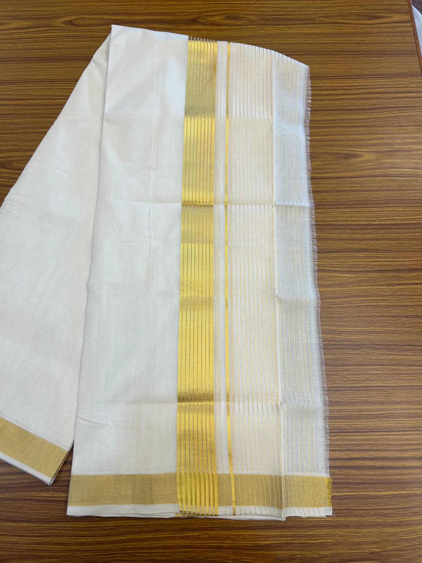 25% Discount ! KaithariKada Handloom Unakkupaav Kerala Handloom - 100% Pure Cotton Off White (Unbleached) Double Mundu/Dhoti - 100x80 - 7 Inch Gold kasav Side Stripes Kara 4 mtr (8.5 muzham) - 25 KK5352 ABH