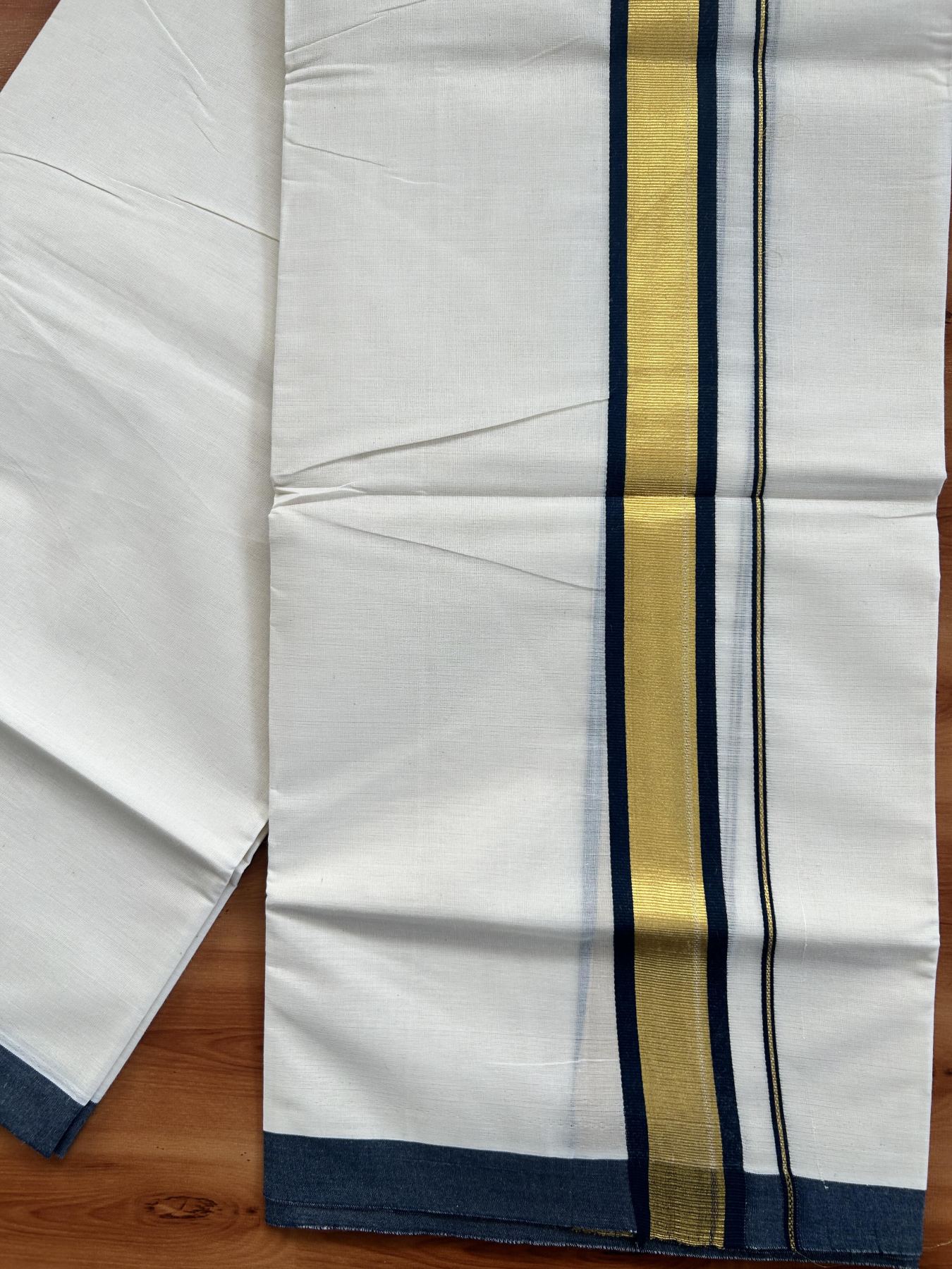 Double Off White - (Unbleached) Mundu/Dhoti - 20% Discount! KaithariKada Balaramapuram Pure Cotton - 80s - 1.25 inch Gold Kasav & Navy Blue Kara - 4 mtr (8.5 Muzham) - 38 KK5416 GAN