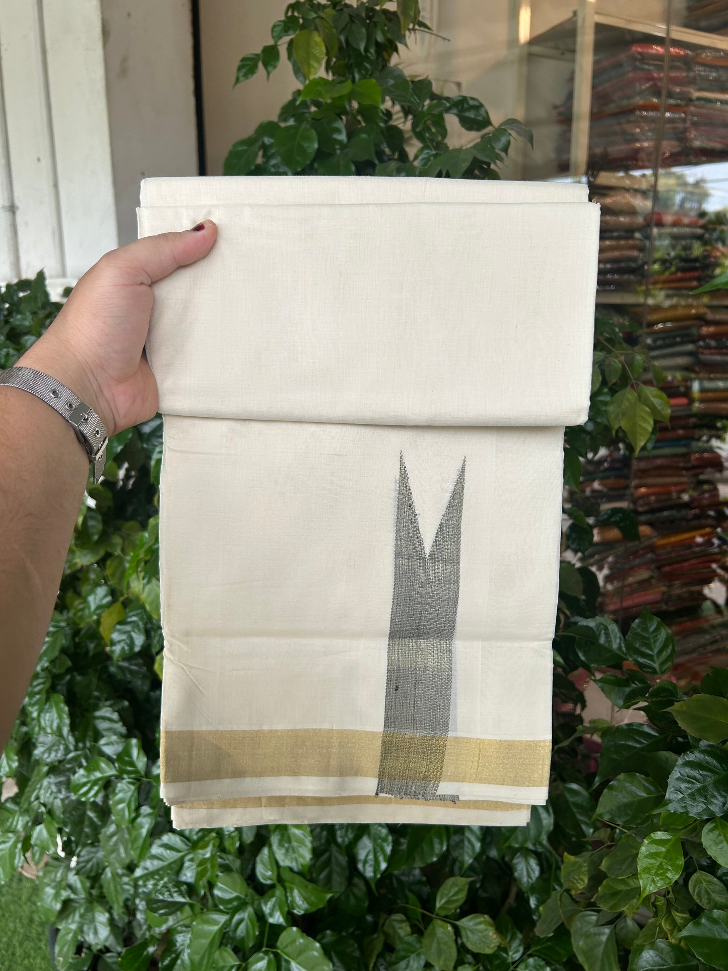 25% Discount ! KaithariKada Handloom Unakkupaav Kerala Handloom - 100% Pure Cotton Off White - (Unbleached) Double Mundu/Dhoti - 100x80 - 1.75 Inch Gold Kasav & Black Big Chutty kara 4 mtr( 8.5 muzham) - 27 KK5352 ABH