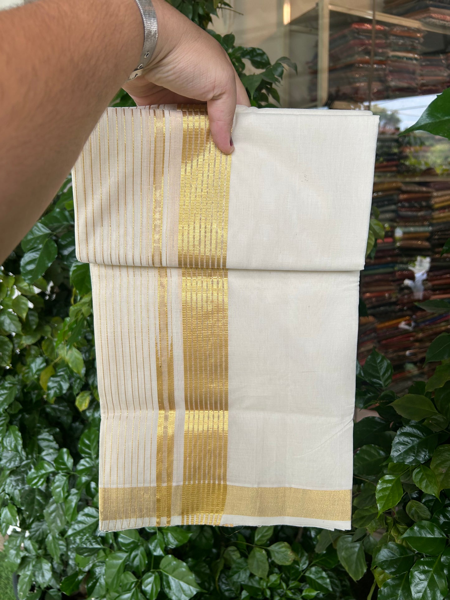 25% Discount ! KaithariKada Handloom Unakkupaav Kerala Handloom - 100% Pure Cotton Off White (Unbleached) Double Mundu/Dhoti - 100x80 - 7 Inch Gold kasav Side Stripes Chutty Kara 4 mtr (8.5 muzham) - 26 KK5352 ABH