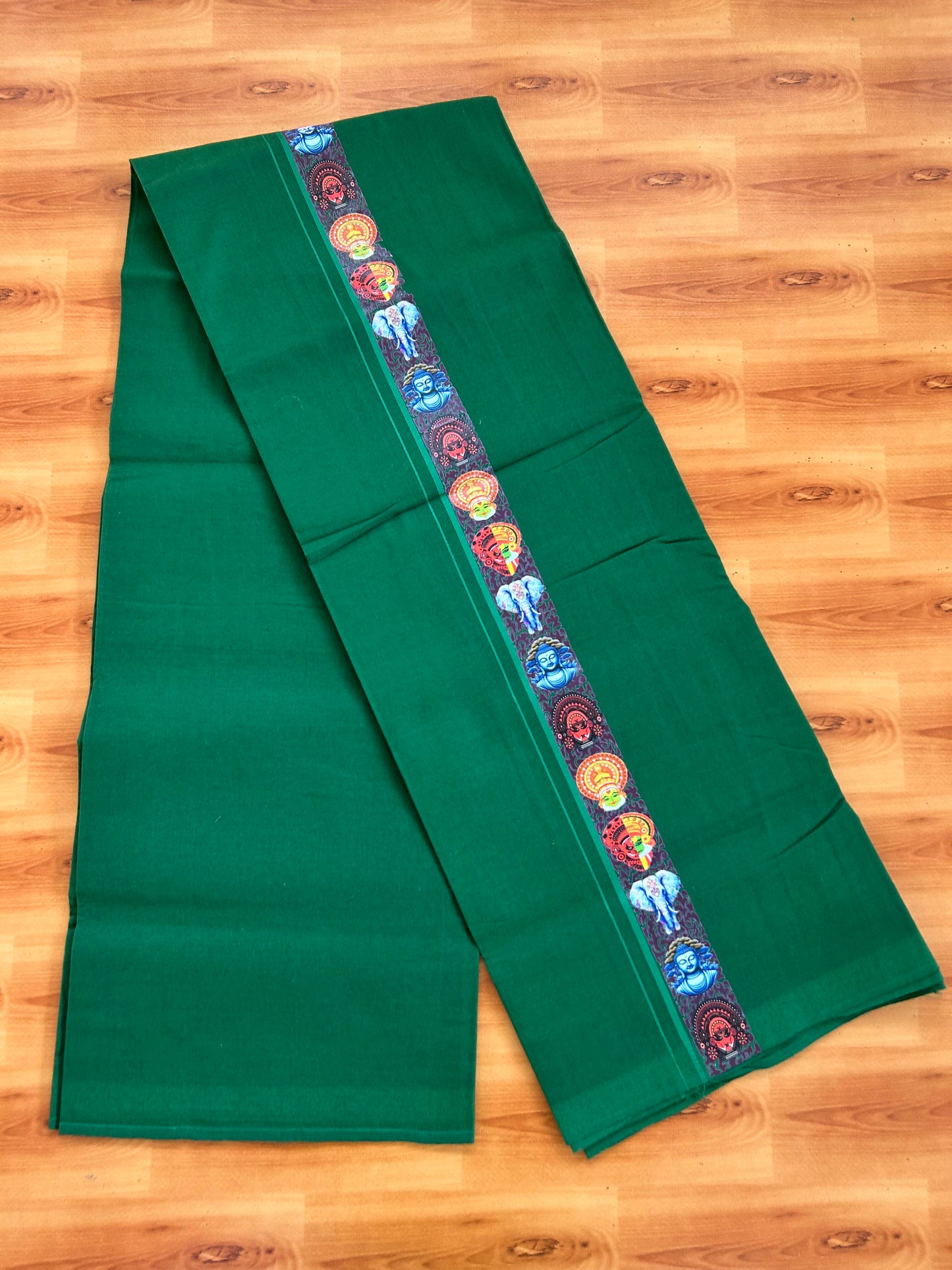 Single Kaily / Lungi- 20% Discount !! Kaitharikada - Pure Cotton - (40s) - 0.5 cm Green Kara Multi Printed Design Kara with Dark Green colour Body (2 meter / 4 muzham) - 38 KK8062 GAN