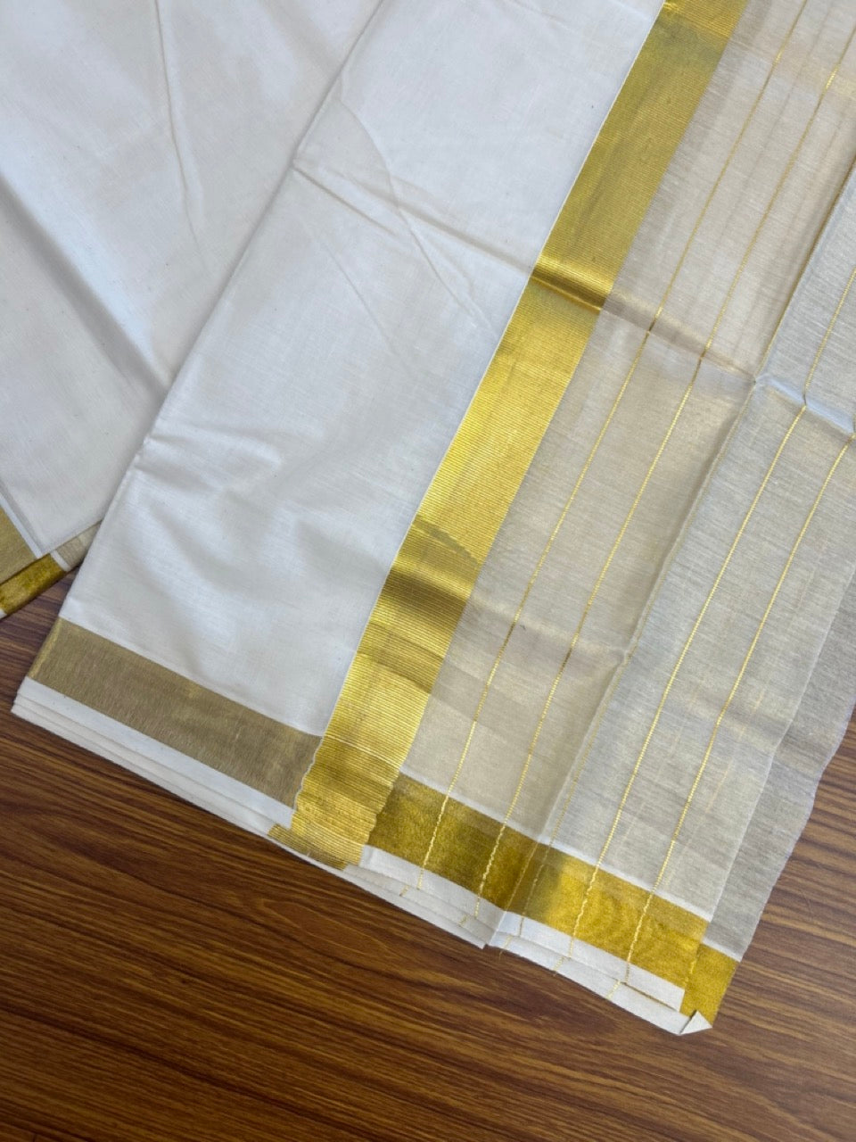 20% DISCOUNT! Kaitharikada Balaramapuram 100% Cotton OFF WHITE Double Mundu/Dothi - 60s - Half Tissue 8 Inch Gold Kasav Stripes Kara 4 mtr (8.5 muzham) - 4 KK5281 GAN