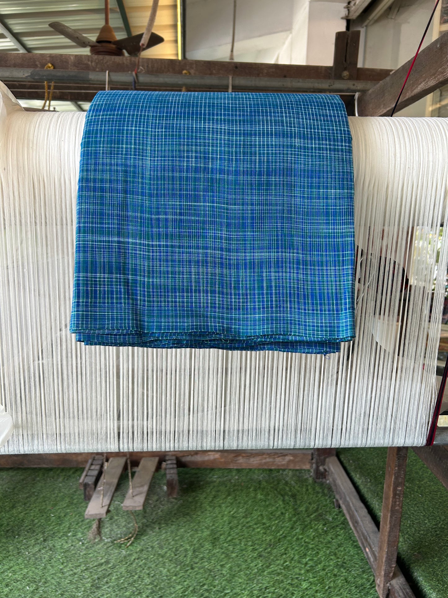 Handloom Khadi - Original Kerala Cotton Material - Kaitharikada Exclusive Product - Dark Blue & Peacock Green colour Shirt Material 2.5x1.27(m) (₹ 649 per meter) - 2 KK7011 ELA