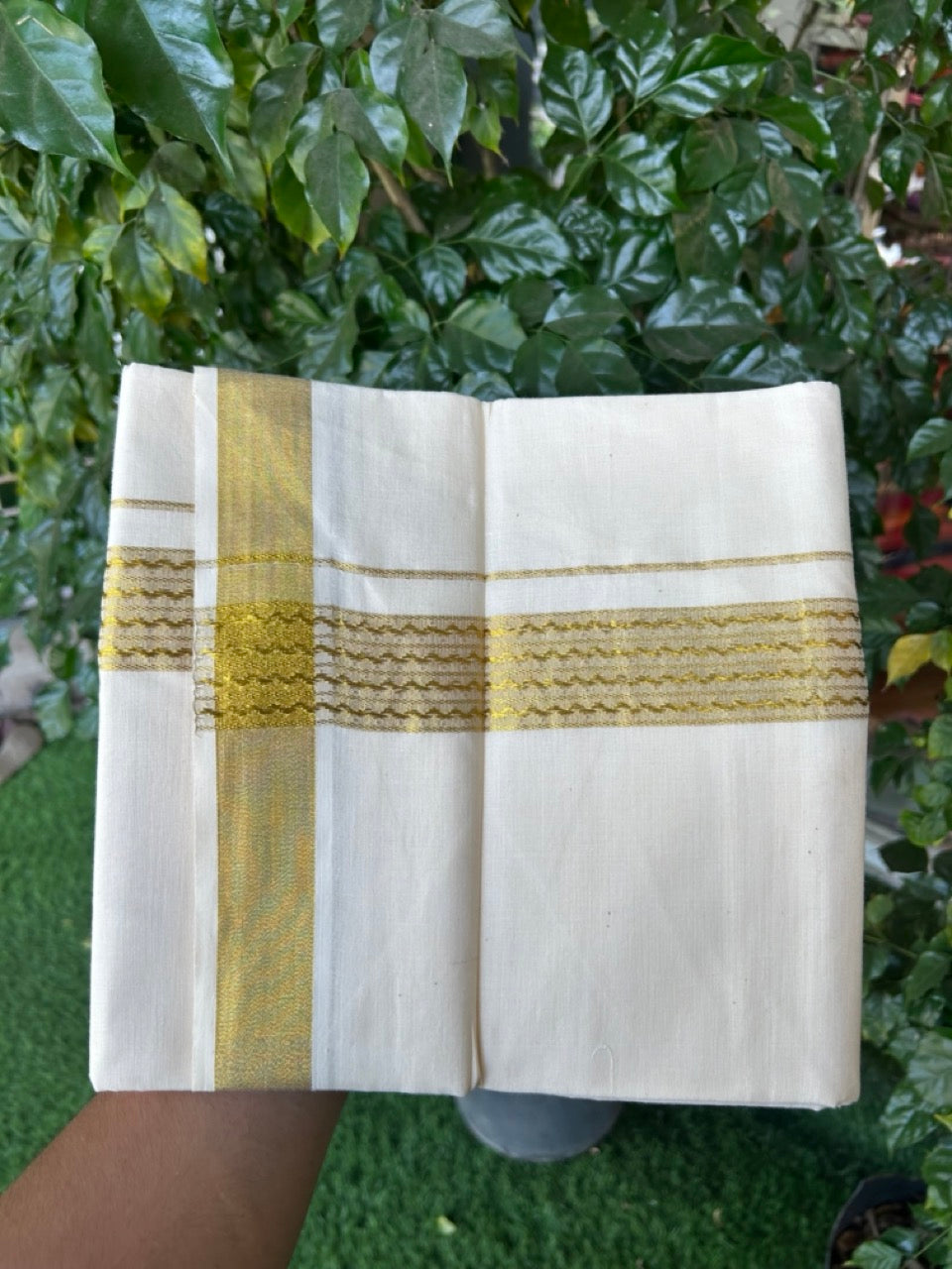 KaithariKada Balaramapuram Pure Cotton DOUBLE OFF WHITE - (Ubleached) Mundu/Dhoti - 60s - 1.5 inch Gold Kasav Jacquard Design Kara 4 mtr (8.5 muzham) - 10 KK5281 GAN