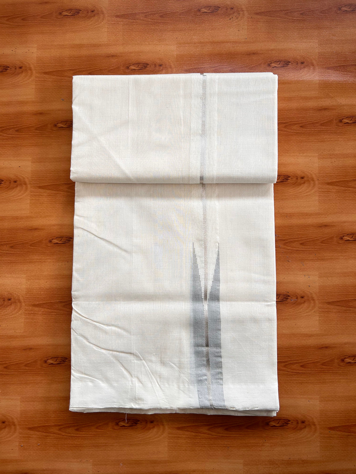 Off White (Unbleached) Double Mundu/Dhoti - 25% Discount!! Unakkupaav Kerala Handloom 100% Pure Cotton - 100X80 - 1 inch Puliyilakkara Silver Kasav Light Grey Chutty 3.80 mtr (8 Muzham) - 11 KK5538 REA