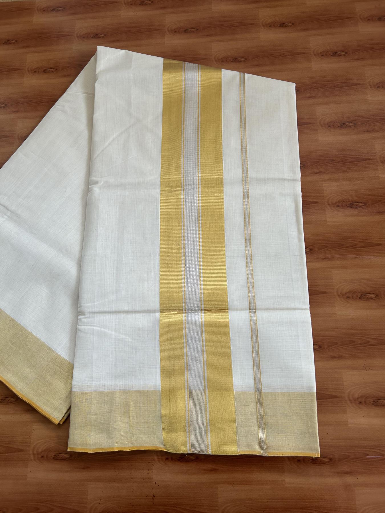 Kerala Saree for Women - 25% Discount KaithariKada Handloom Millpaav Balaramapuram - 100% Pure Cotton - 4 inch Gold & Silver Kasav striped Kara - 17 KK7158 RAV