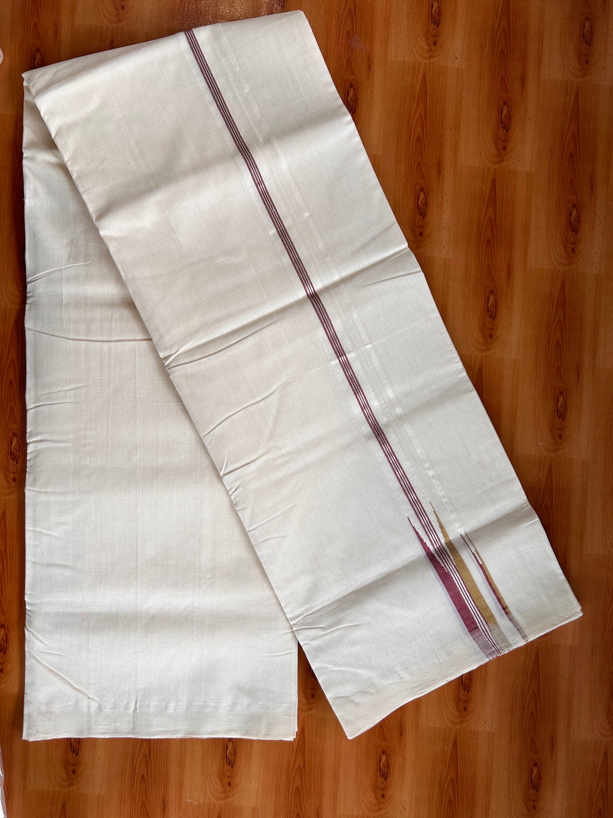 Off White (Unbleached) Double Mundu/Dhoti - 25% Discount!! Unakkupaav Kerala Handloom 100% Pure Cotton - 100X80 - 1 inch Puliyilakkara Silver Kasav Mustrad Brown & Maroon Stripes Double Chutty 4 mtr (8.5 Muzham) - 21 KK5538 REA
