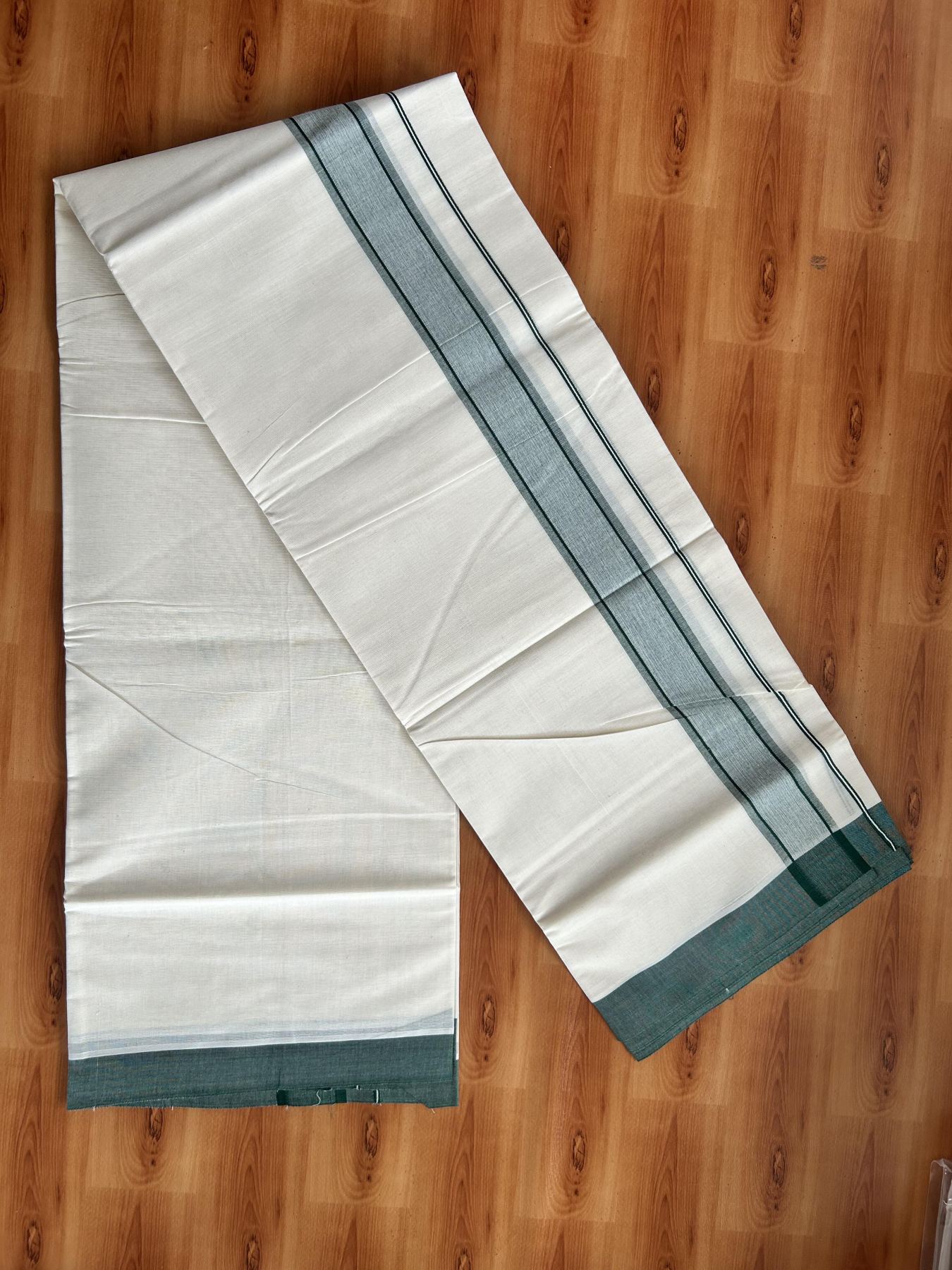Double Off White Mundu/Dhoti- 20% Discount! KaithariKada Pure Cotton - 60s - 1.75 inch Green Shaded Kara 4 mtr (8.5 muzham) - 98 KK5460 PMC