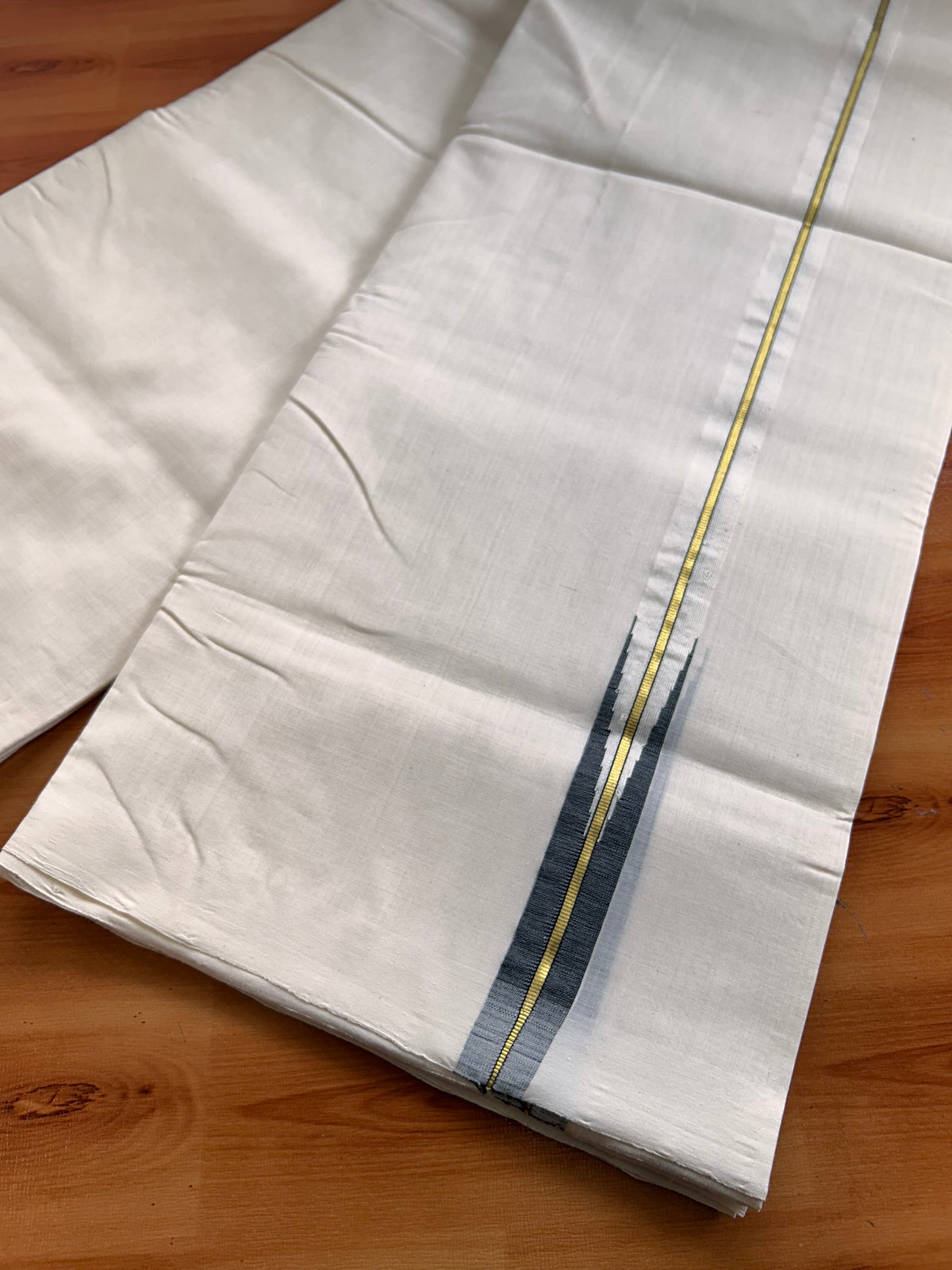 Off White (Unbleached) Double Mundu/Dhoti - 25% Discount!! Unakkupaav Kerala Handloom 100% Pure Cotton - 100X80 - 1 inch Puliyilakkara Gold Kasav Black Chutty 4 mtr (8.5 Muzham) - 10 KK5538 REA