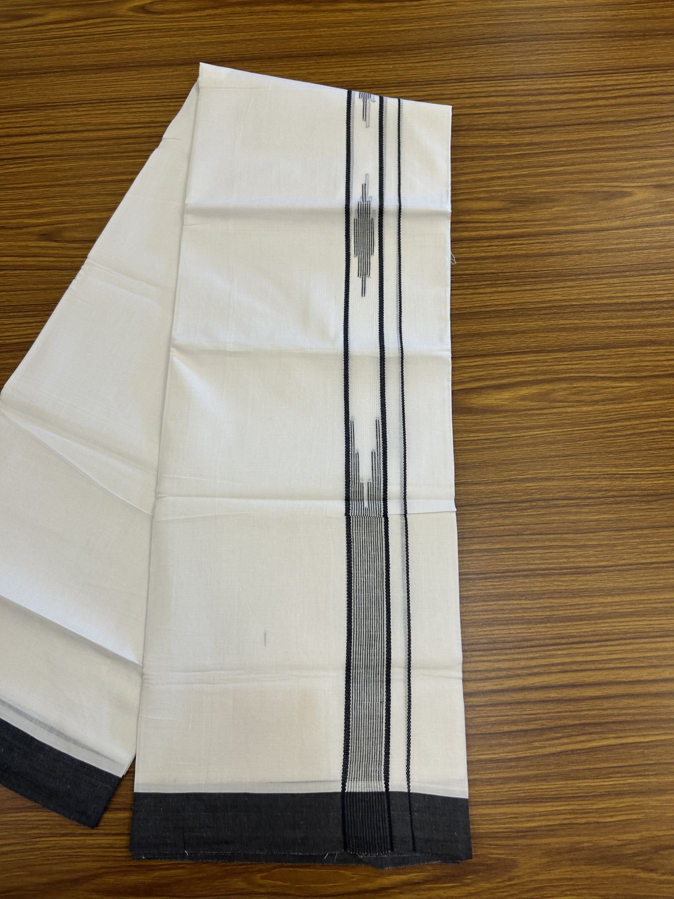 20% Discount ! Kaitharikada Balaramapuram 100% Cotton Pure White Double Mundu/Dothi - 100x80 - 1.5 inch Black Stripes Design Kara 3.80 mtr (8 muzham) - 22 KK5319 THI