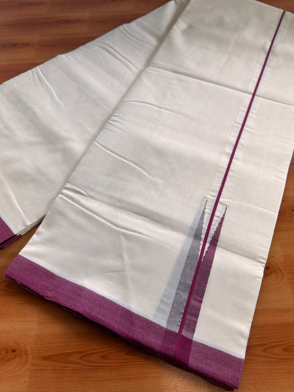 Off White (Unbleached) Double Mundu/Dhoti - 25% Discount!! Unakkupaav Kerala Handloom 100% Pure Cotton - 100X80 - 1 inch Puliyilakkara Maroon & Blue , Sand Brown Stripes Chutty 4 mtr (8.5 Muzham) - 14 KK5538 REA