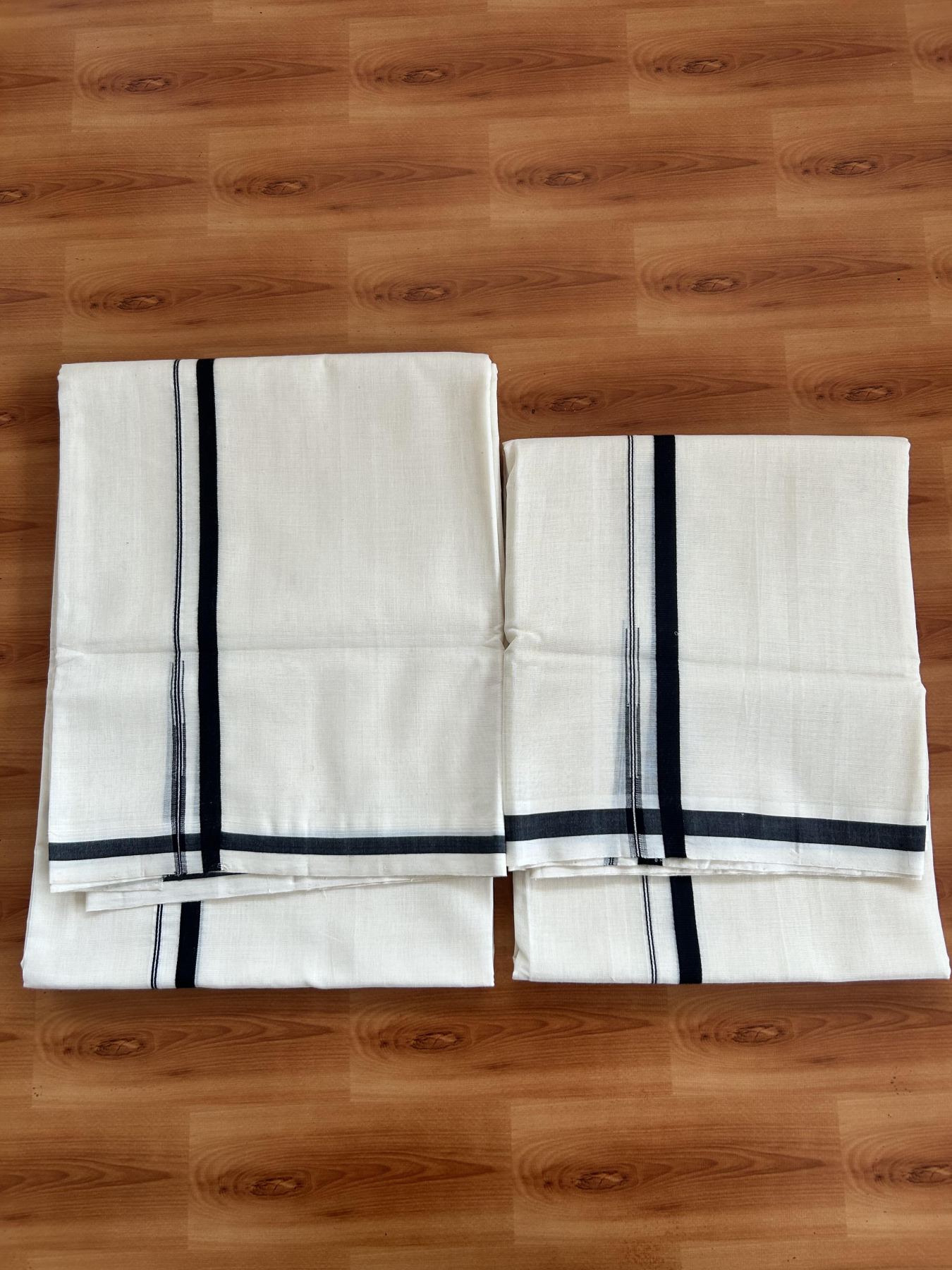 25% Discount !! KaithariKada Handloom Millpaav  Balaramapuram - 100% Pure Cotton Off White Single Set Mundu - 100x80 - 0.5 Inch Black Puliyilakkara Chutty - Mundu 2 mtr & Neriyath 2.70 mtr - 7 KK7159 SOM