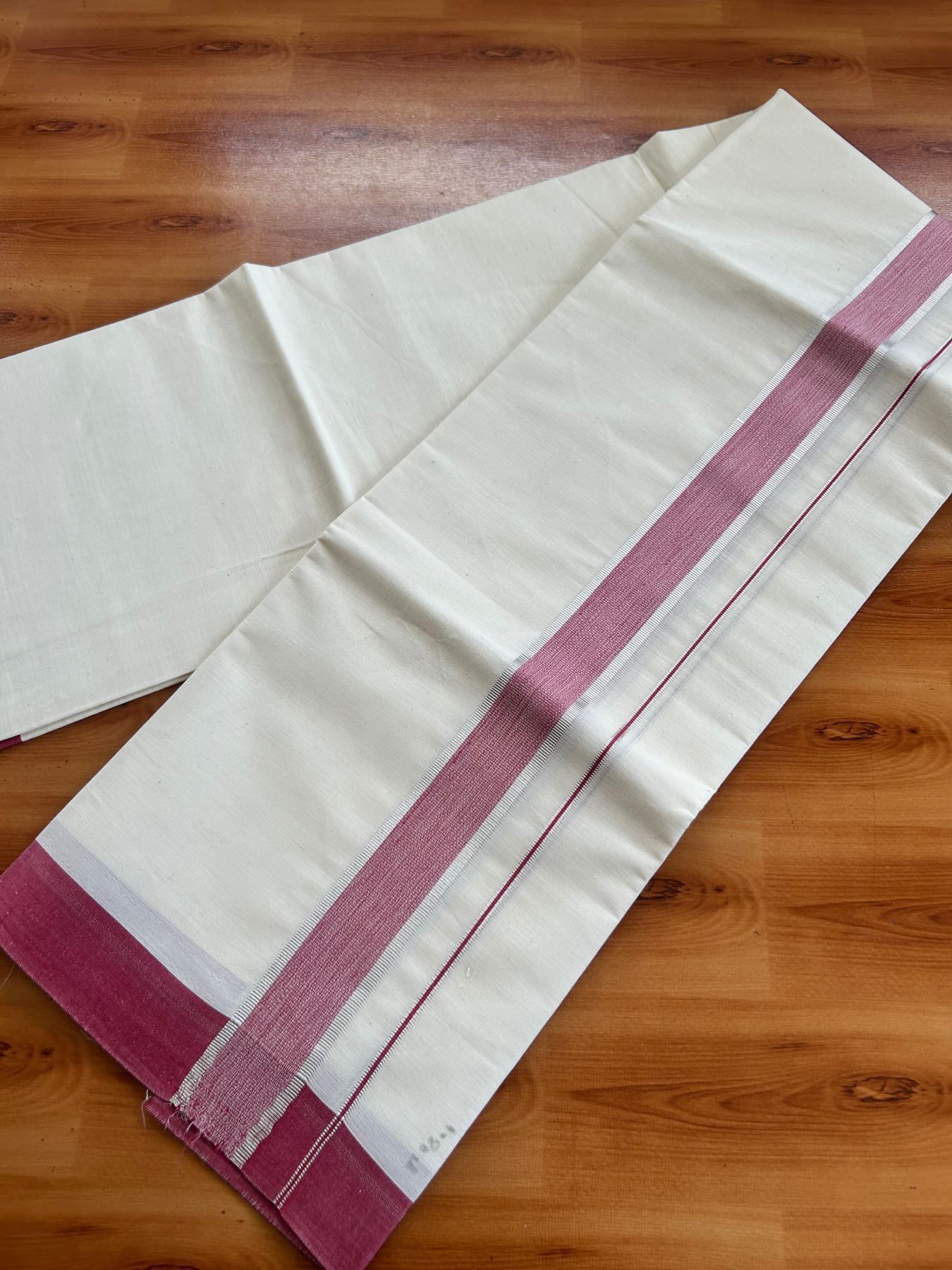 Short Dhoti Special - Off White (Unbleached) Single Mundu / Dhoti - KaithariKada Pure Cotton - 70x30 - 45 inch Height 1.80 m Length - 1.25 inch Silver kasav Maroon shaded kara - 9 KK5494 PMC