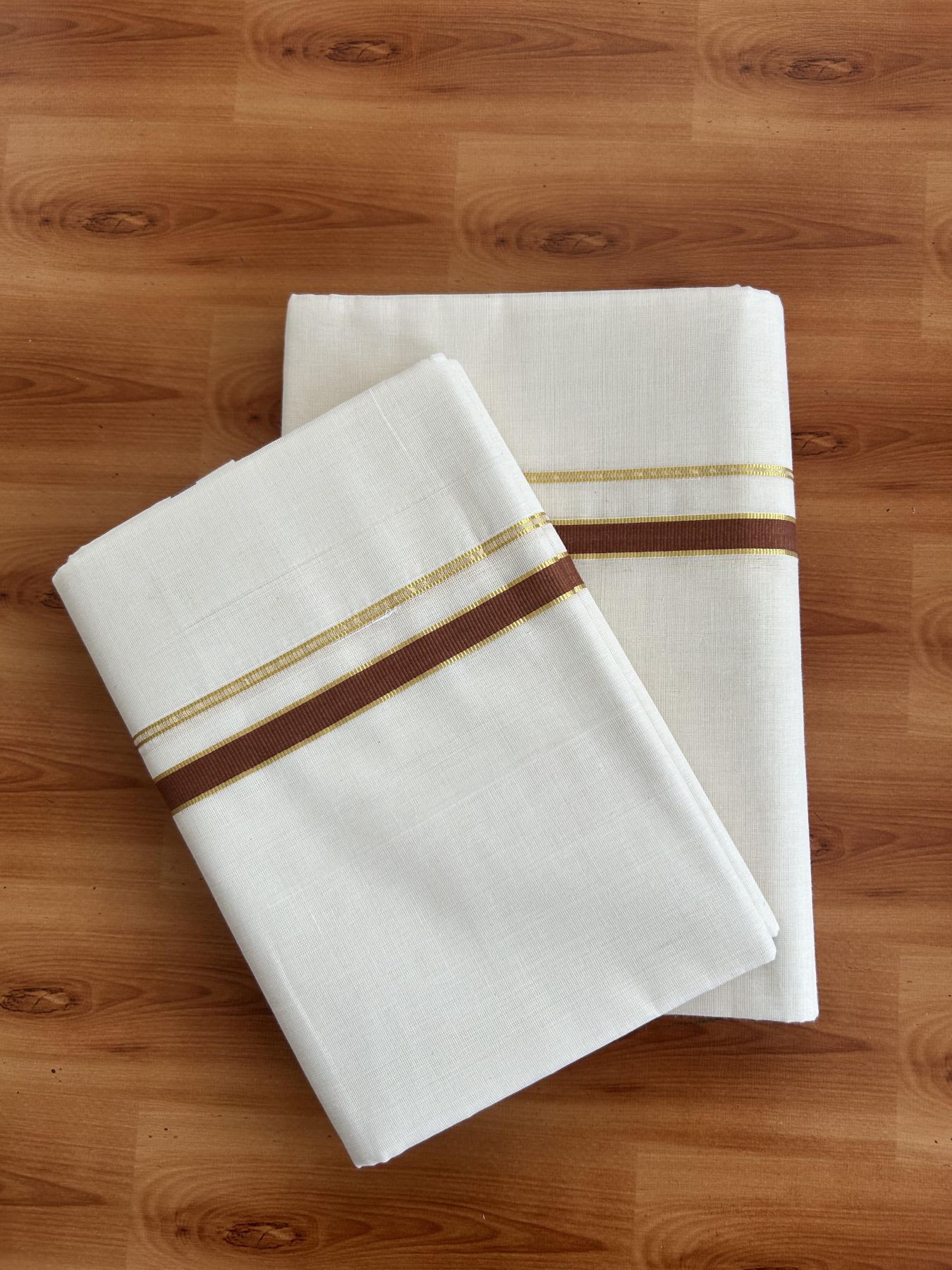 25% Discount !! KaithariKada Handloom Millpaav Balaramapuram - 100% Pure Cotton Off White Single Set Mundu - 100x80 - 0.5 Inch Gold Kasav & Brwon Puliyilakkara Chutty - Mundu 2 mtr & Neriyath 2.70 mtr - 4 KK7159 SOM
