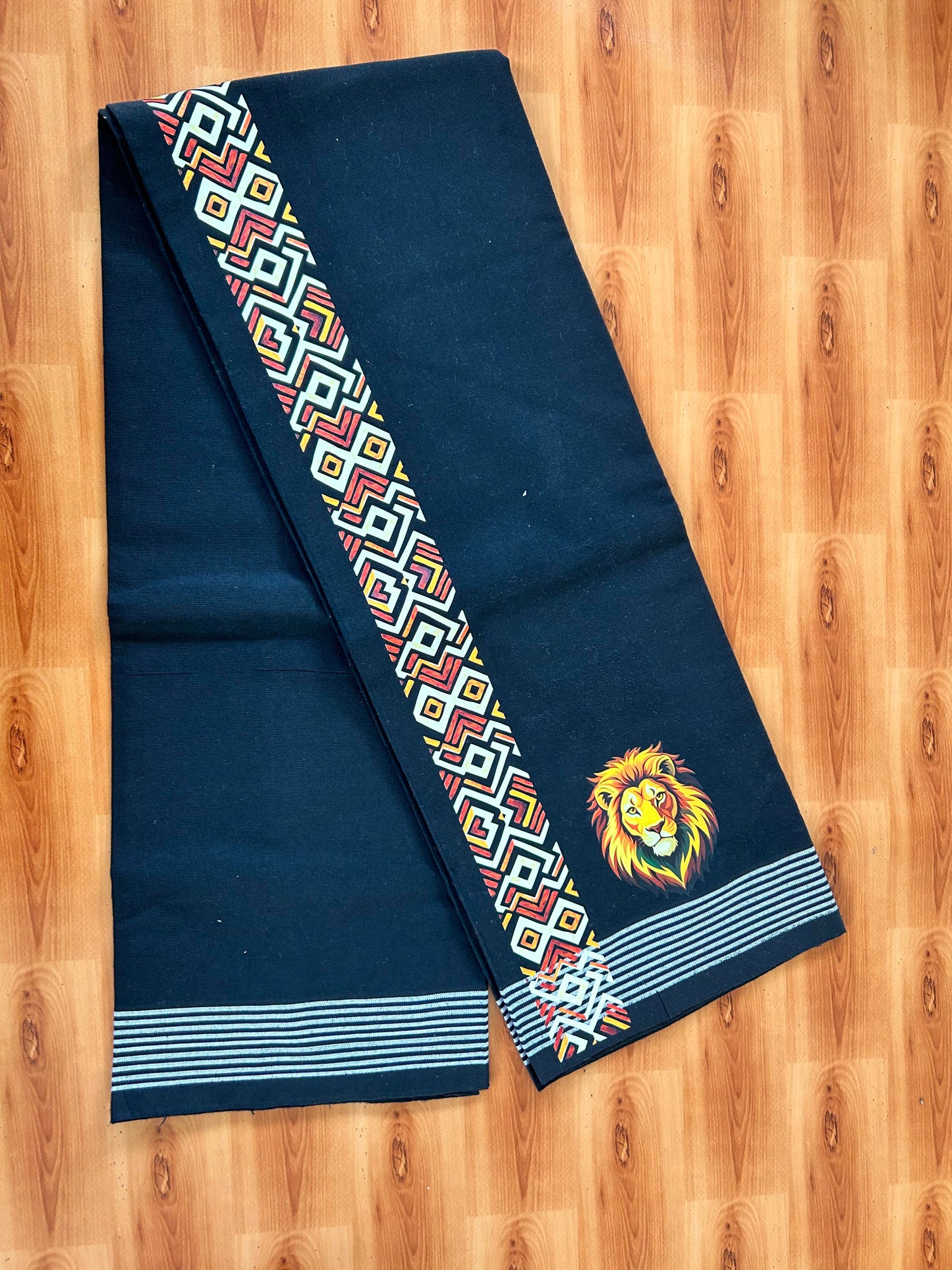 Kaitharikada - Single Kaily / Lungi - Mixed Cotton - 40s twisted - 2 inch Multi Colour Lion Printed Design Kara with Black colour body (2 meter / 4 muzham) - 3 KK8063 GAN