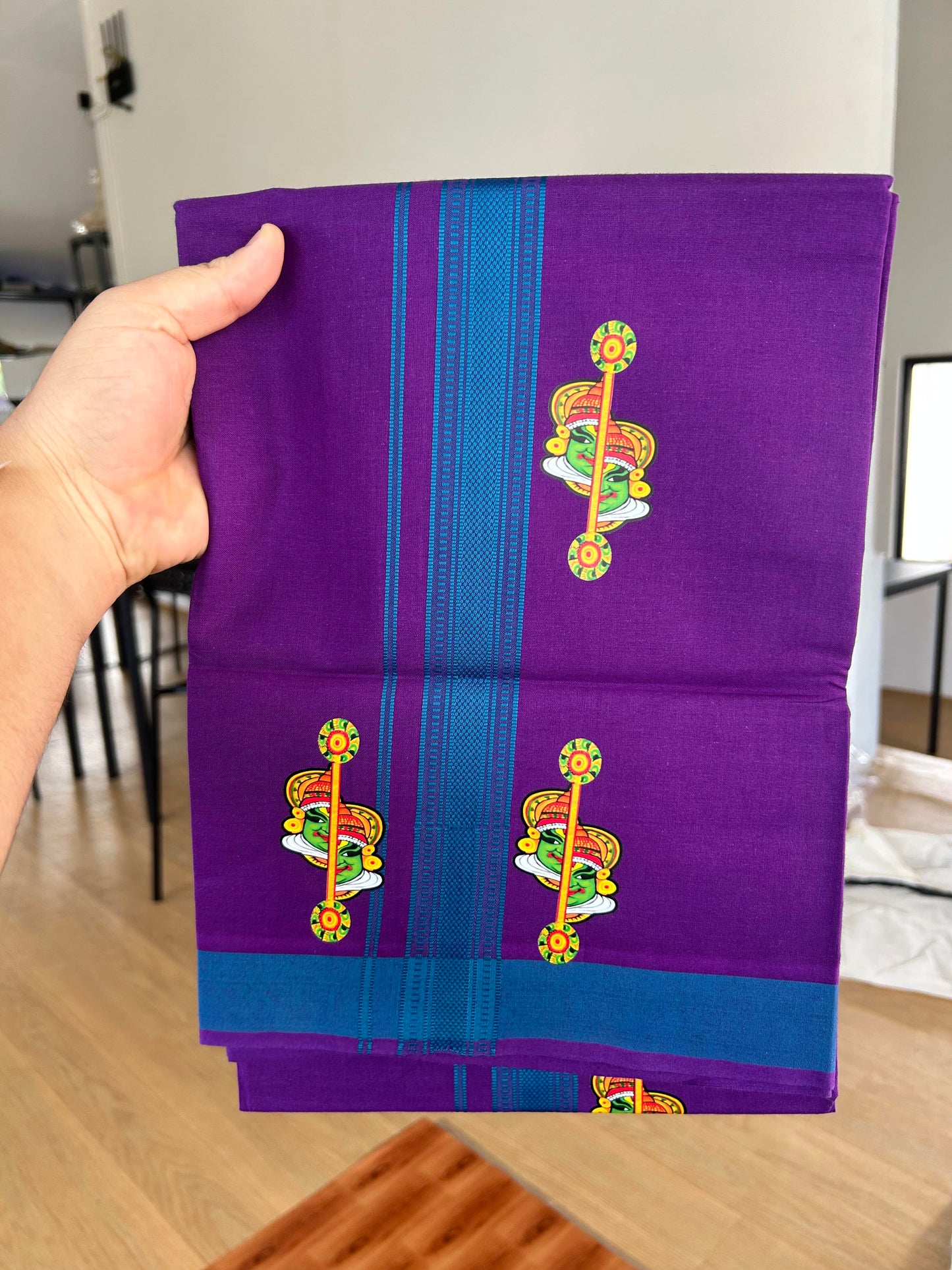 Single Kaily / Lungi- 20% Discount !! Kaitharikada - Pure Cotton - (40s) - 1.5 inch Peacock Blue Striped Kadhakali Printed Design Kara with Deep Violet colour Body (2 meter / 4 muzham) - 1 KK8063 GAN