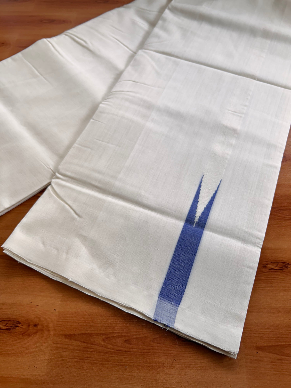 Off White (Unbleached) Double Mundu/Dhoti - 25% Discount!! Unakkupaav Kerala Handloom 100% Pure Cotton - 100X80 - 1 inch Puliyilakkara Blue Chutty 4 mtr (8.5 Muzham) - 8 KK5538 REA