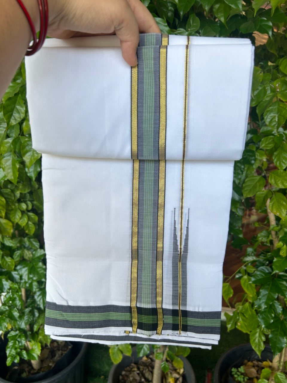 25% Discount!! NEW ULTRA PURE WHITE HANDLOOM Balaramapuram - 100% Mercerised Cotton Double Mundu/Dhoti - 120 twisted warp x 80s weft - 1.5 inch Puliyilakkara Gold Kasavu Green Striped & Black Chutty Kara- 2KK5209 REA