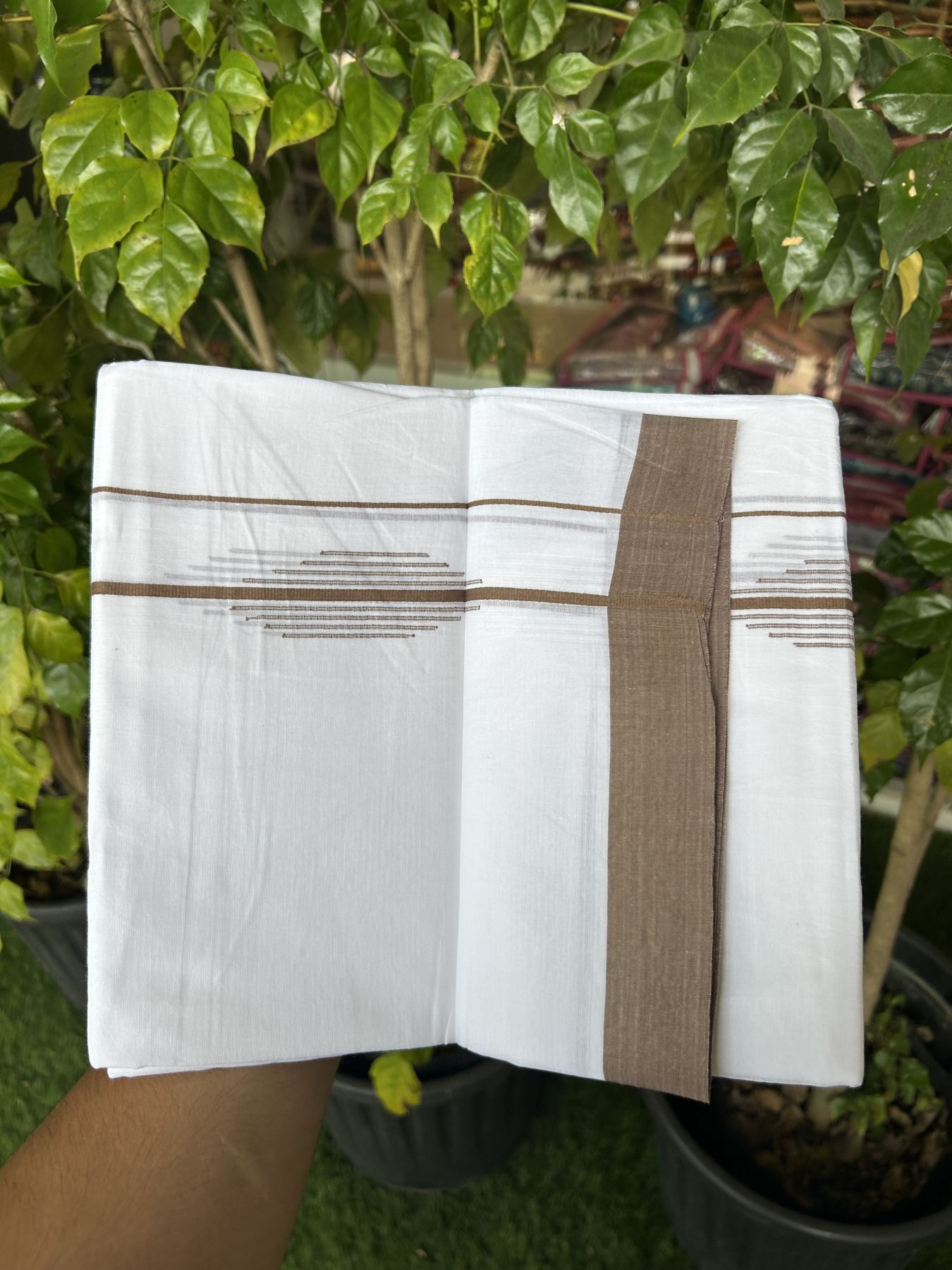 20% Discount ! Kaitharikada Balaramapuram 100% Cotton Pure White Double Mundu/Dothi - 100x80 - 1.5 inch Dark Brown Stripes Design Kara 3.80 mtr (8 muzham) - 38 KK5319 THI