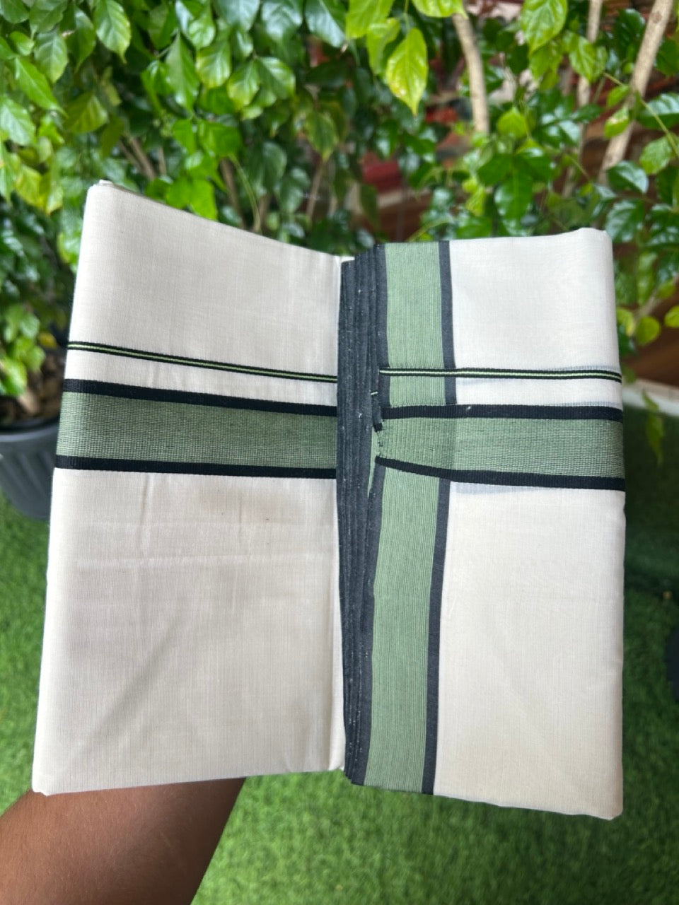 25% DISCOUNT!! KaithariKada HANDLOOM  UNAKKUPAAV Balaramapuram - 100% PURE Cotton OFF White - (Unbleached) Double Mundu/Dothi - 80X100 - 1.5 inch Black & Green Striped Kara - 32KK5209 REA
