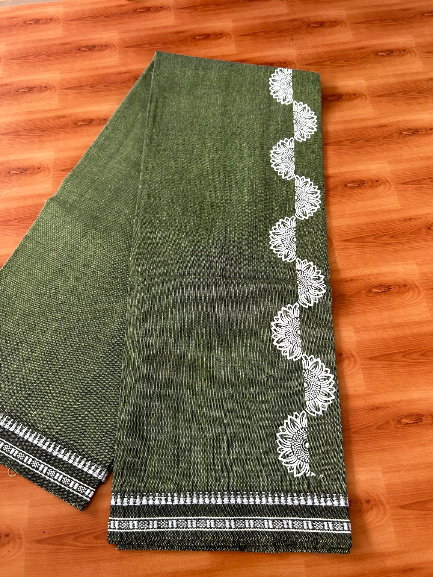 Kaitharikada - Single Kaily / Lungi - Mixed Cotton - 40s twisted - 2.5 inch White Flower Design printed kuppadam kara with Black and Light Green Shaded colour body (2 meter / 4 muzham) - 2  KK8054 GAN
