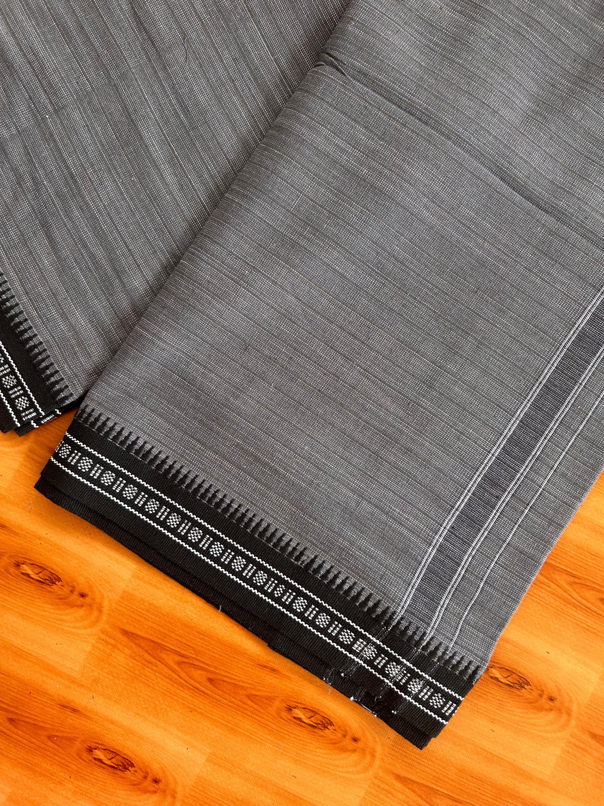 Premium Kathar Type Pure Cotton Single Mundu Kaitharikada - Kaily / Lungi - 2/ 20s - 1.75 inch Black White Striped kara with Grey colour Body Kuppadam Border 2.25 mtr (4.82 muzham) - 4 KK8093 KUT