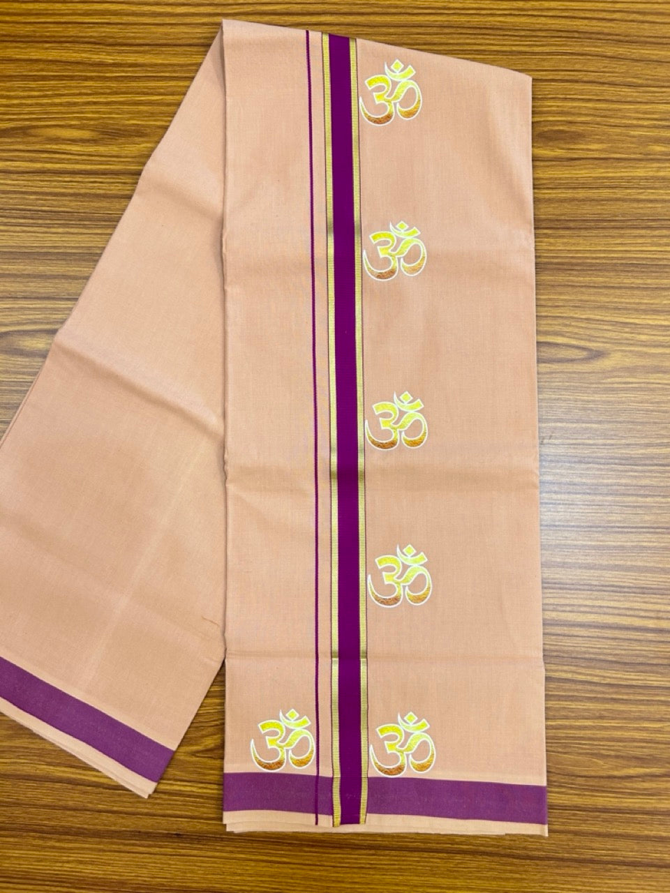 21% Discount ! Kaitharikada Pure Cotton - Single Kaily / Lungi -(40s)- 1.25 inch Violet & Gold Kasav Ohm Printed Design kara with Light Kavi colour body  (2 meter / 4 muzham) - 41 KK8028 GAN